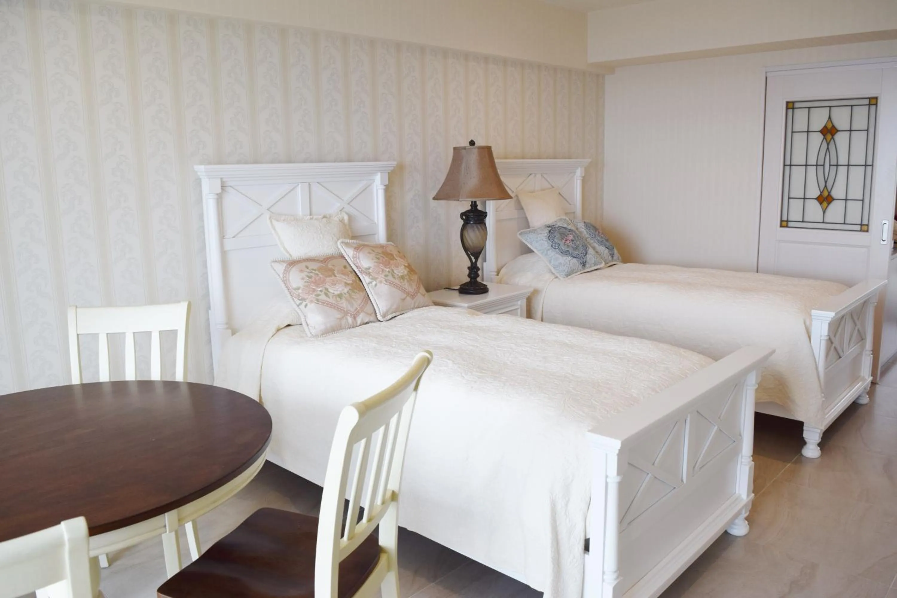 TV and multimedia, Bed in Wisteria Condominium Resort