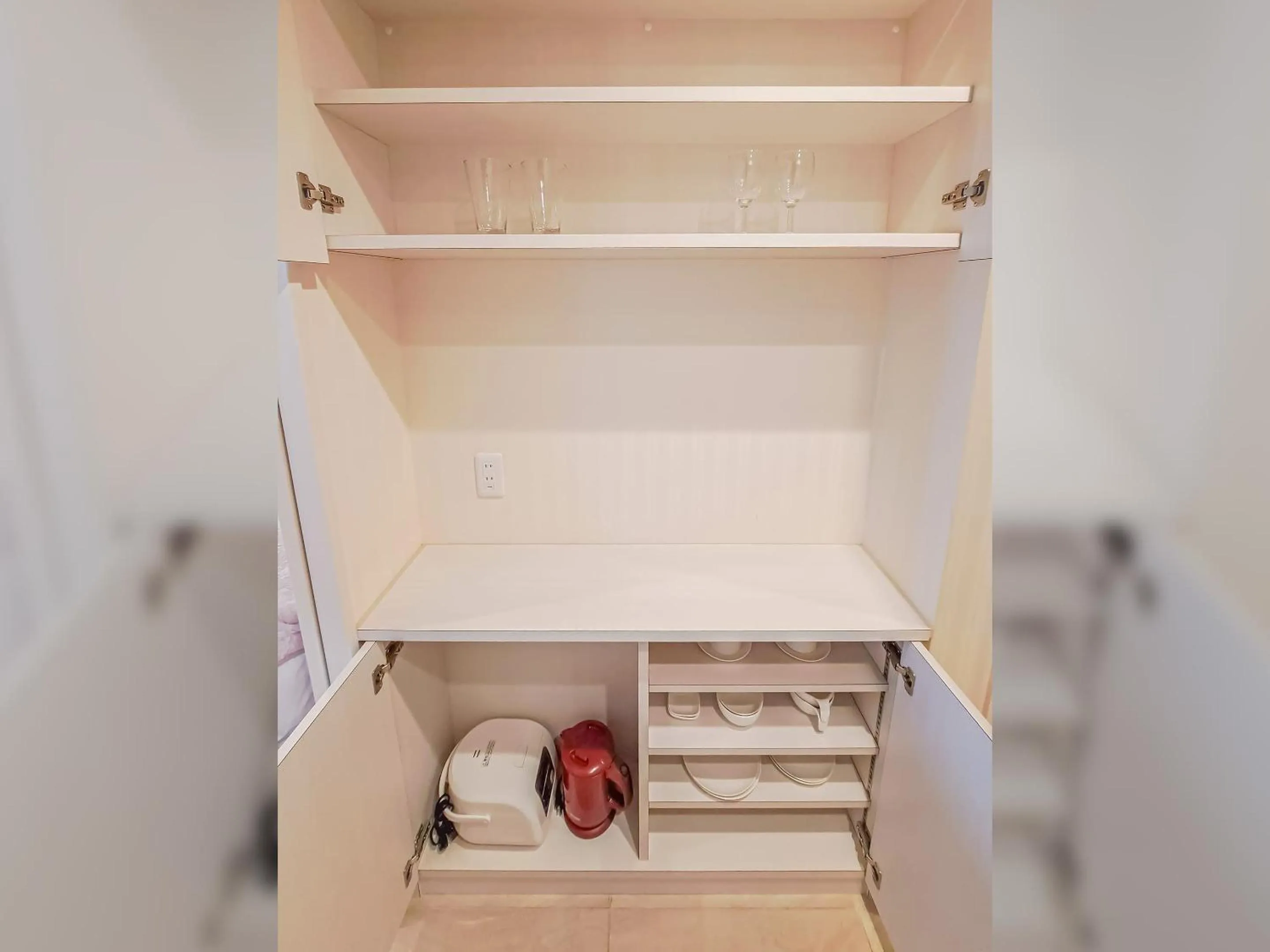 Kitchen or kitchenette in Wisteria Condominium Resort