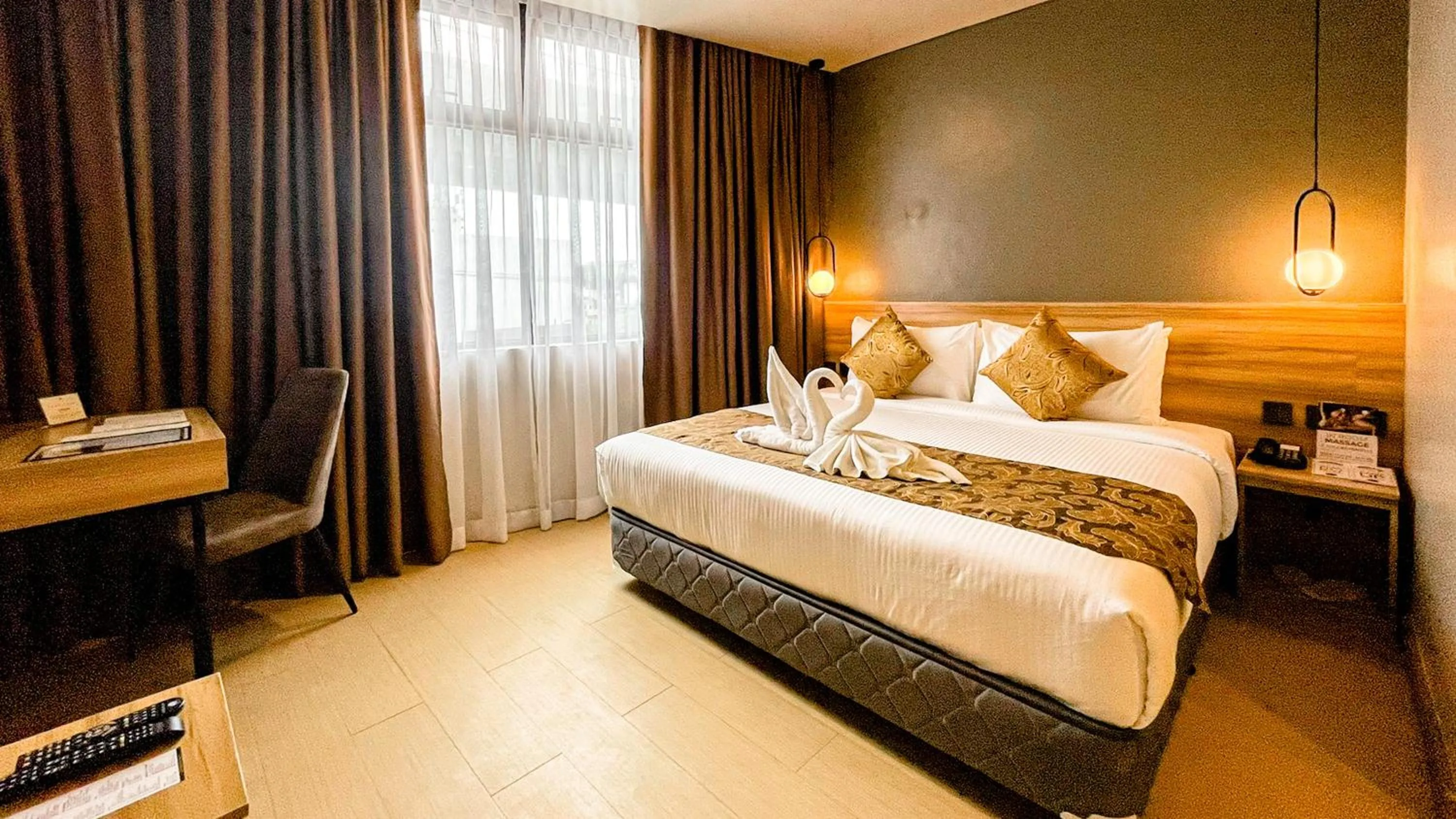 Bed in Madison 101 Hotel + Tower