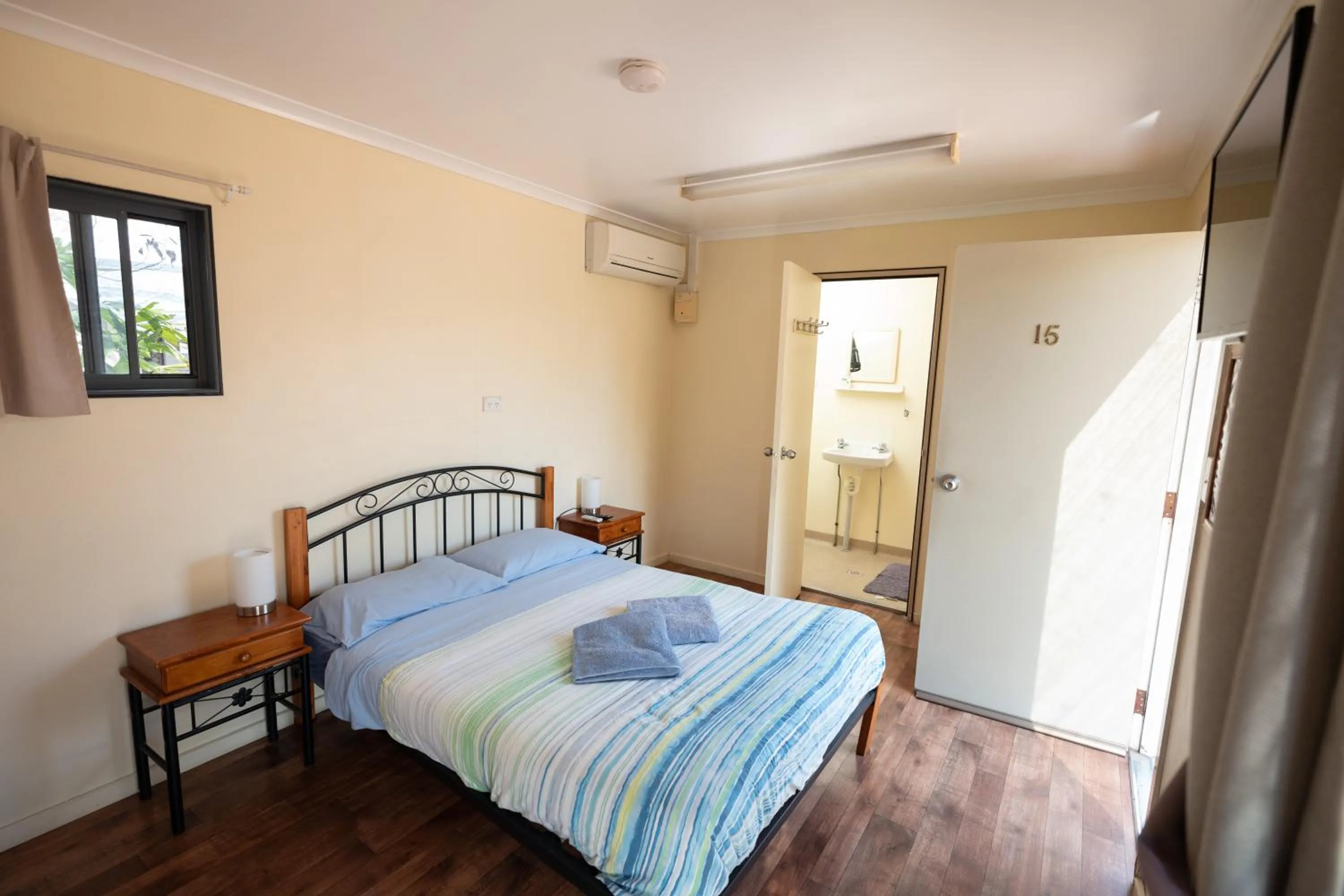 Bed in Rockhampton Backpackers