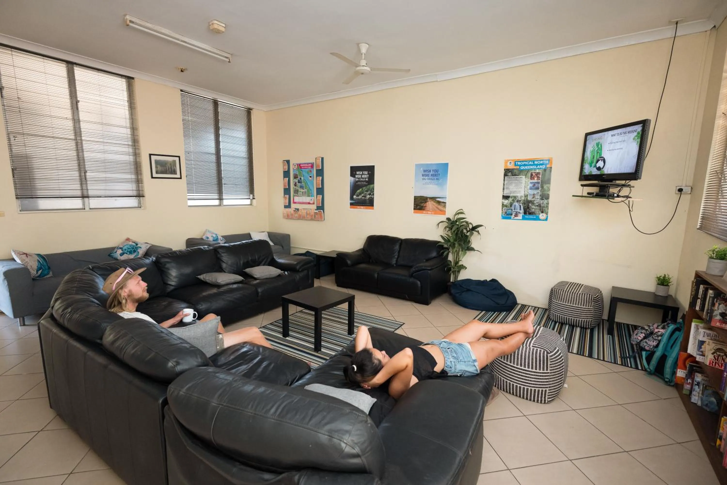 Living room in Rockhampton Backpackers