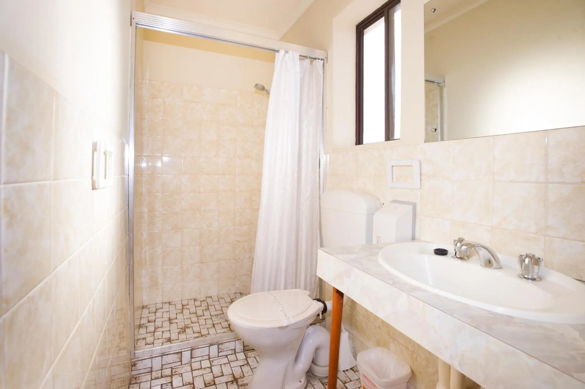 Bathroom in Augusta Budget Motel