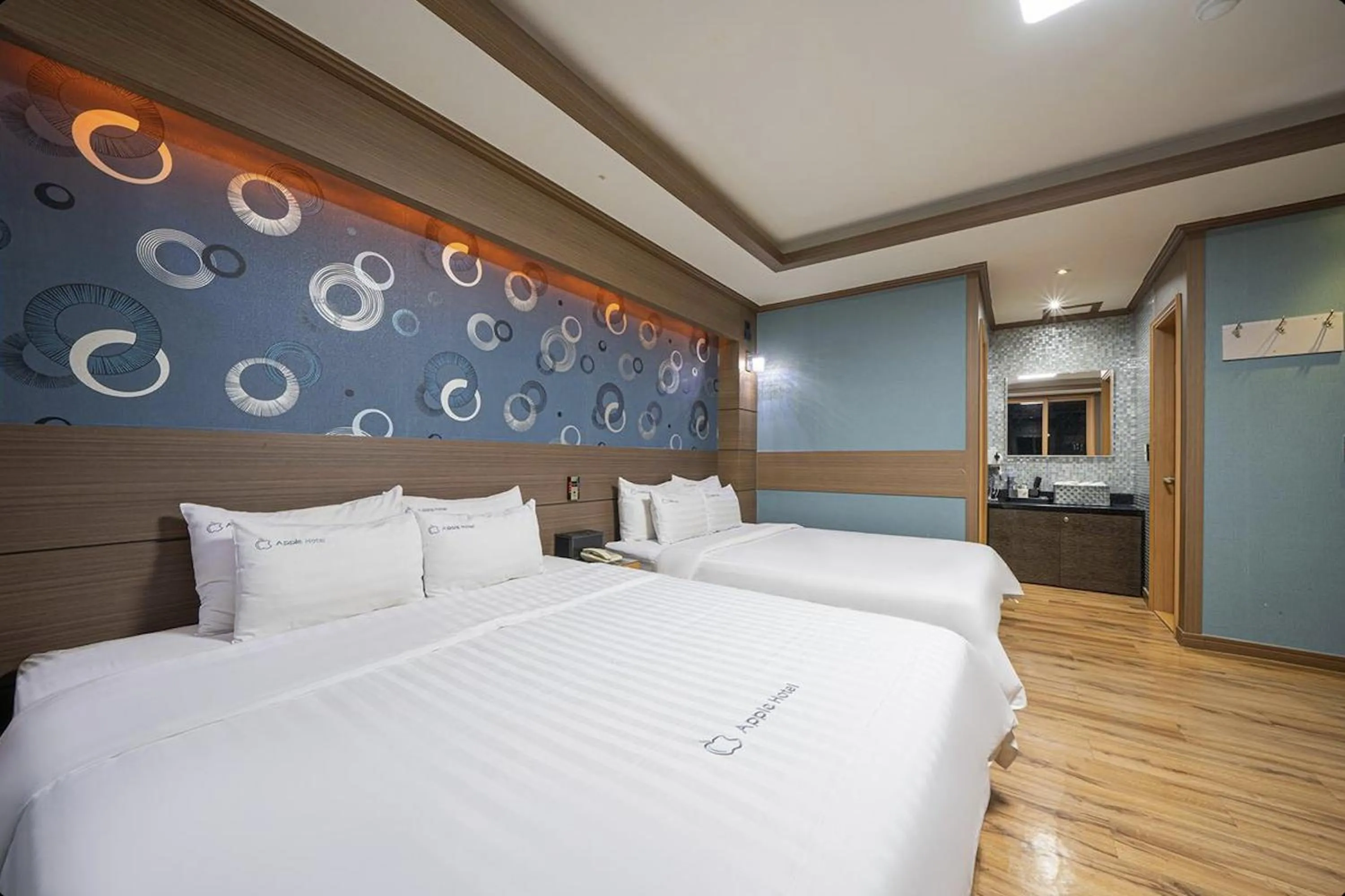 Bed in Yeosu Apple Hotel