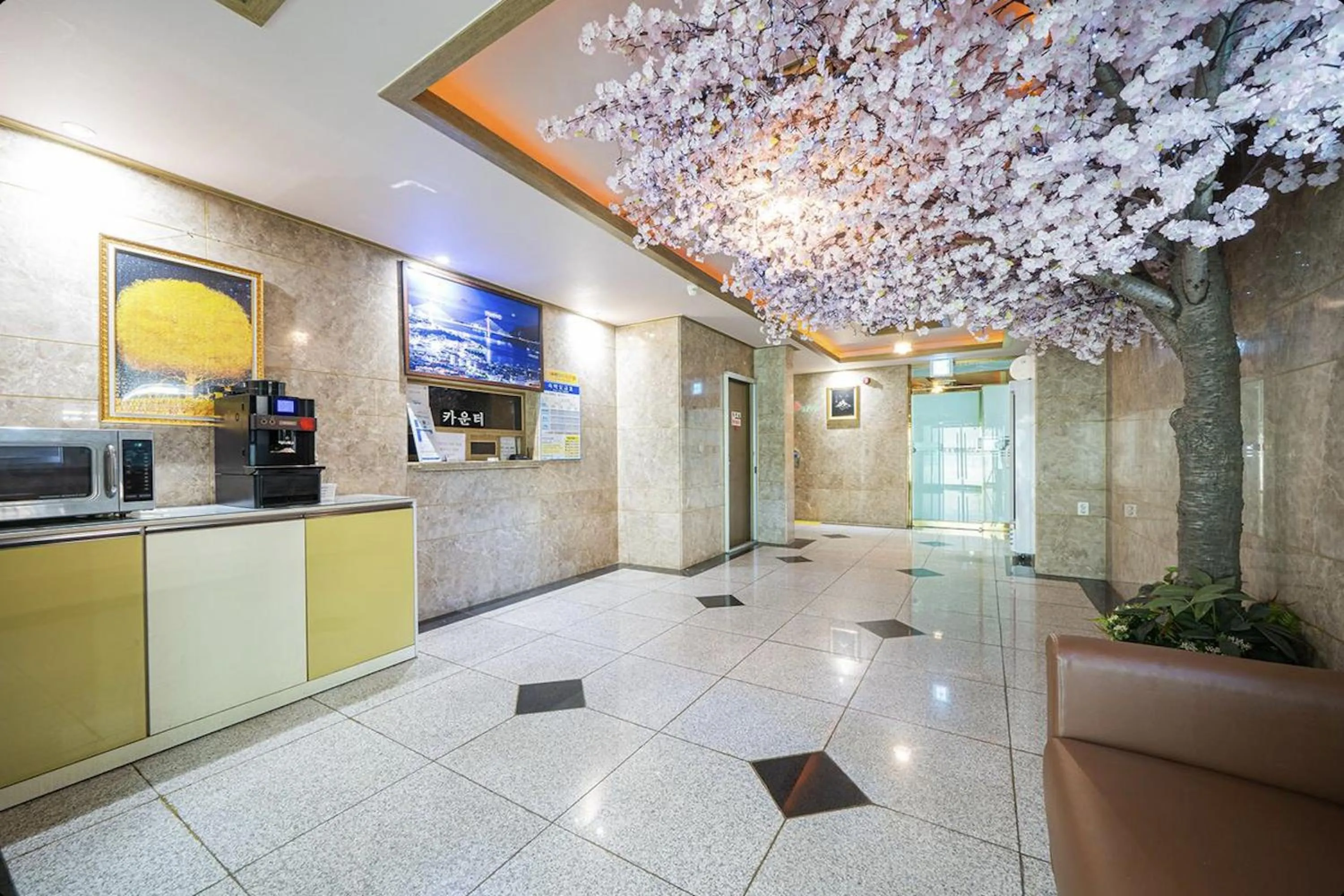 Yeosu Apple Hotel