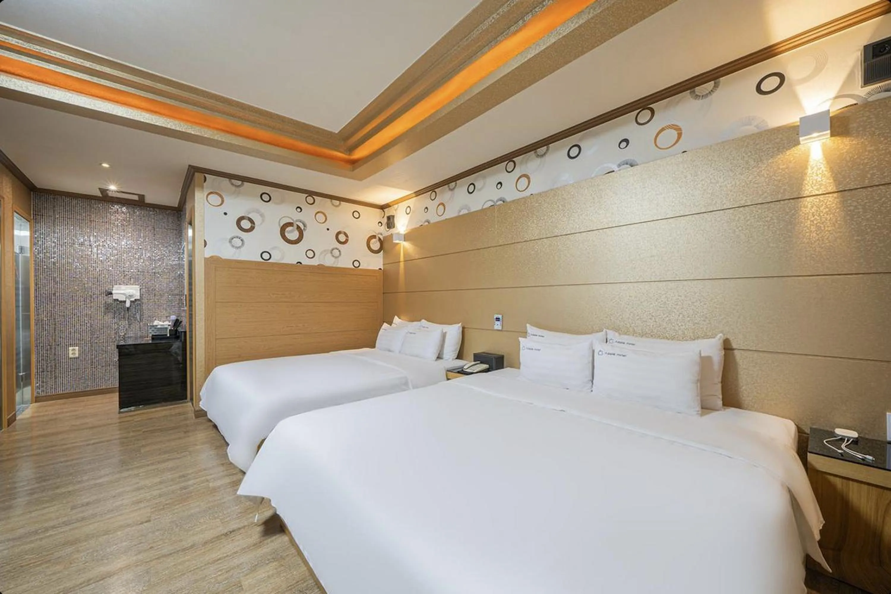 Bed in Yeosu Apple Hotel