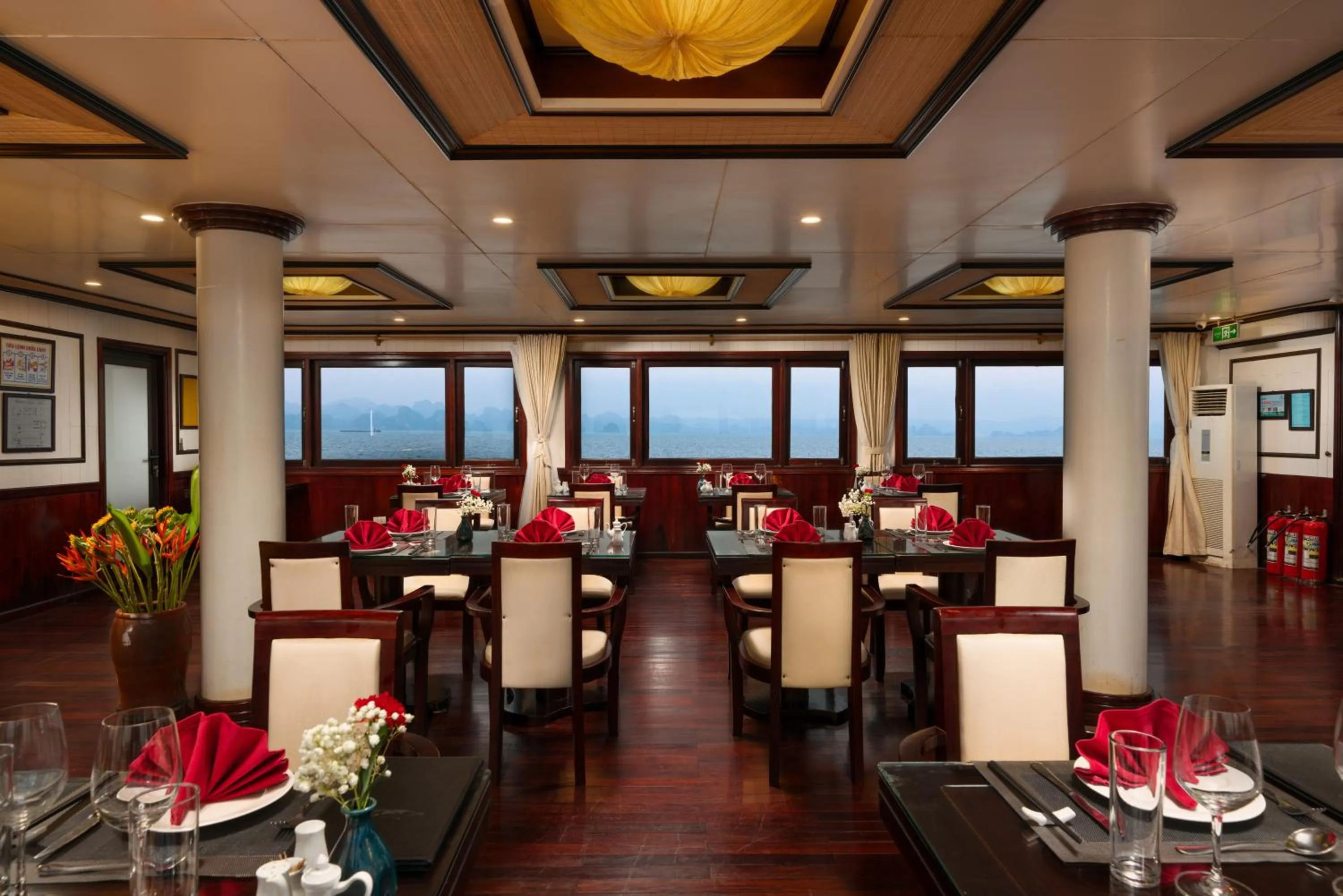 Swan Cruises Halong