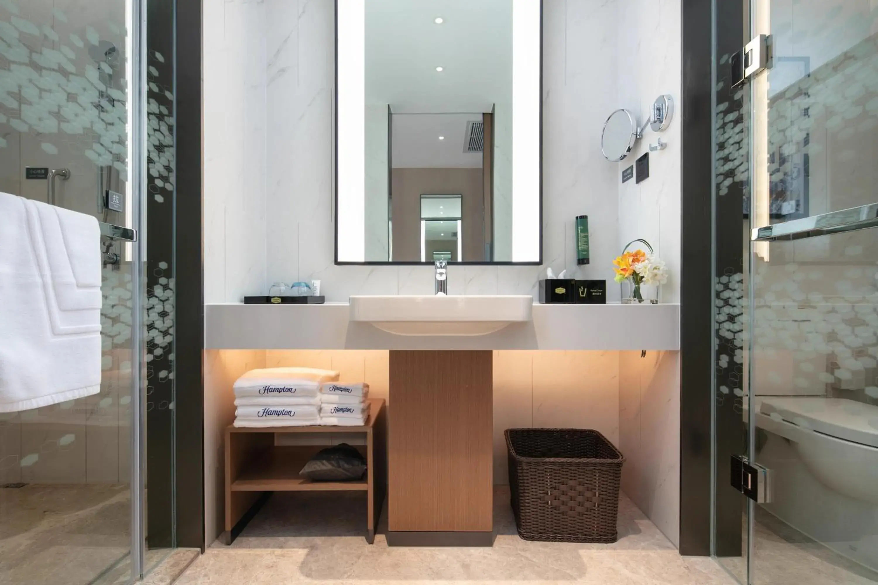 King Room with Garden View in Hampton by Hilton Nanchang Chaoyang Center King Room with Garden View in Hampton by Hilton Nanchang Chaoyang Center