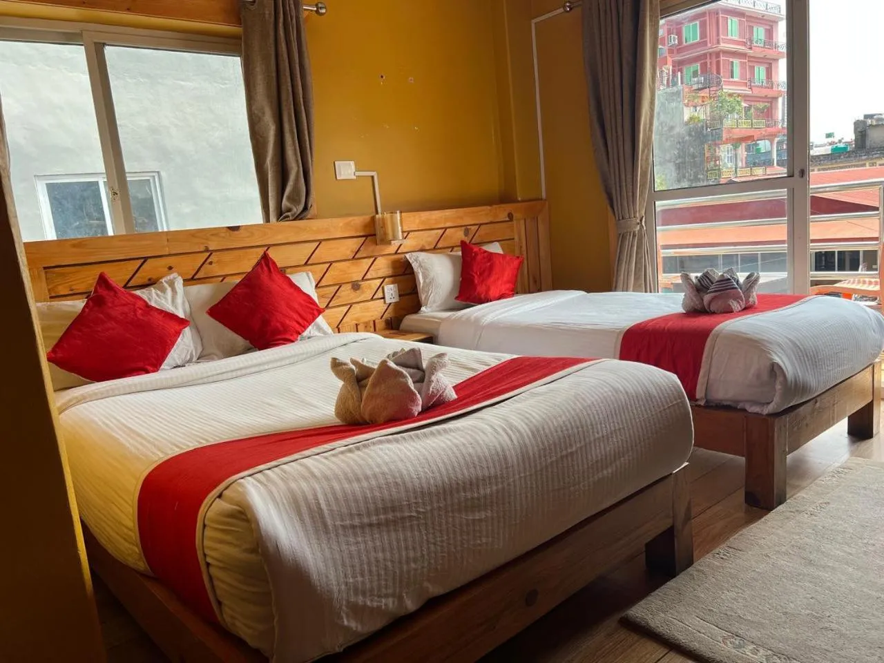 Bed in Hotel Fewa Suites Pvt Ltd