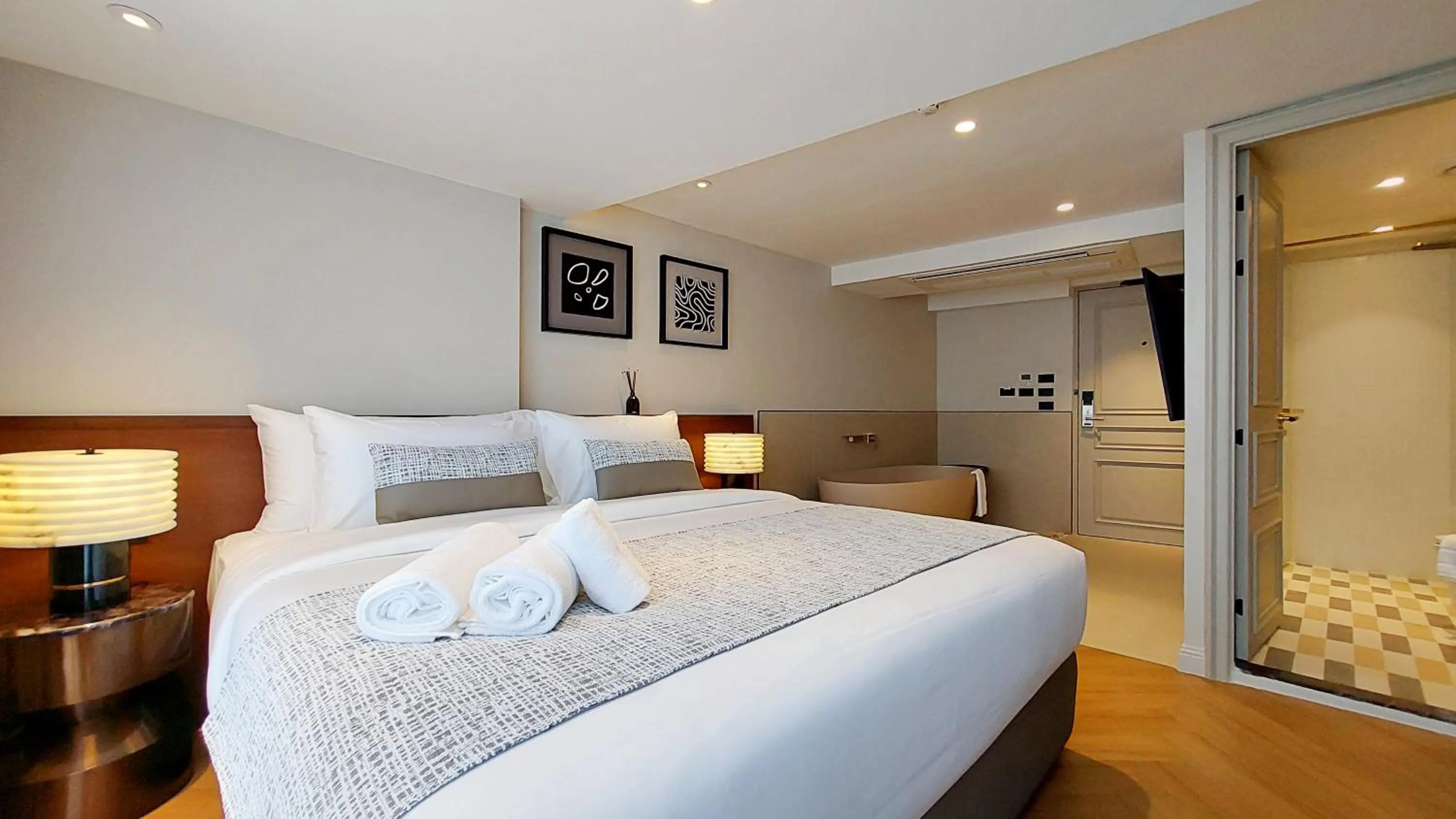 Bed in Marwin Monique Hotel