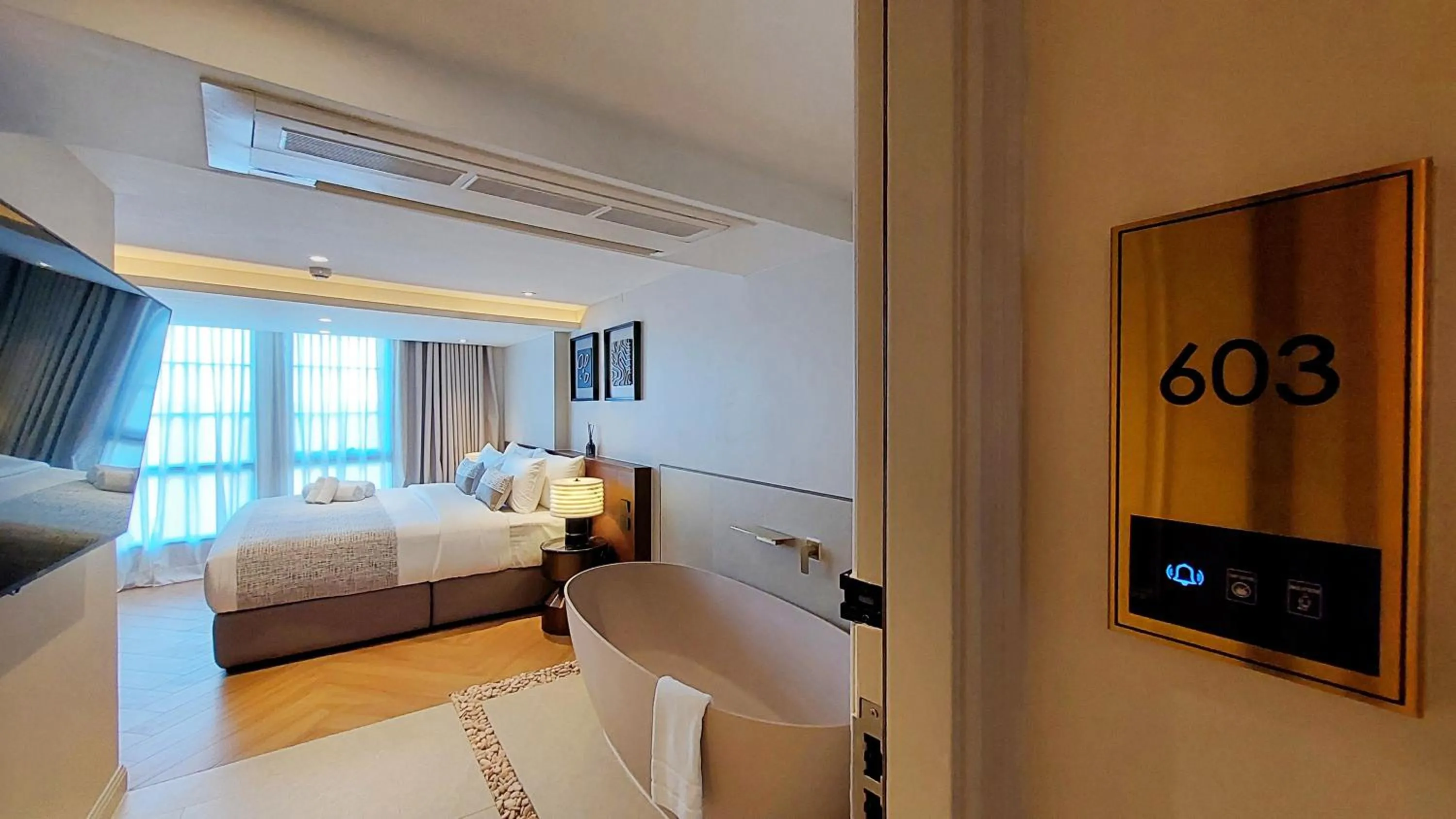 Bed in Marwin Monique Hotel
