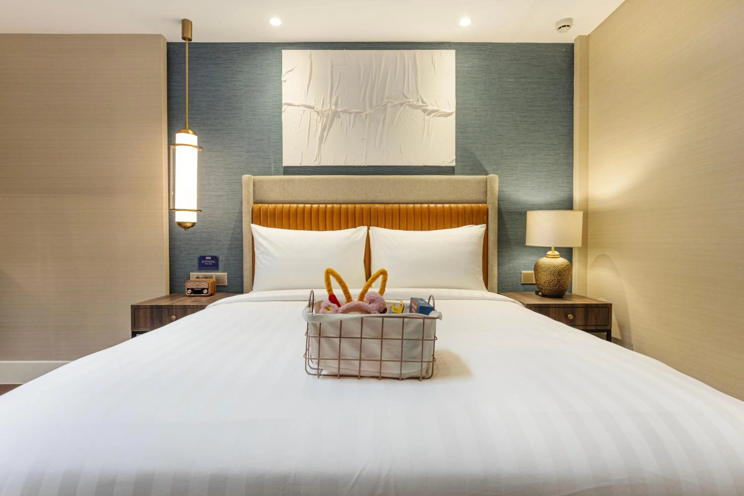 Bed in ASHLEY NEWAIR Menteng with Air Purifier