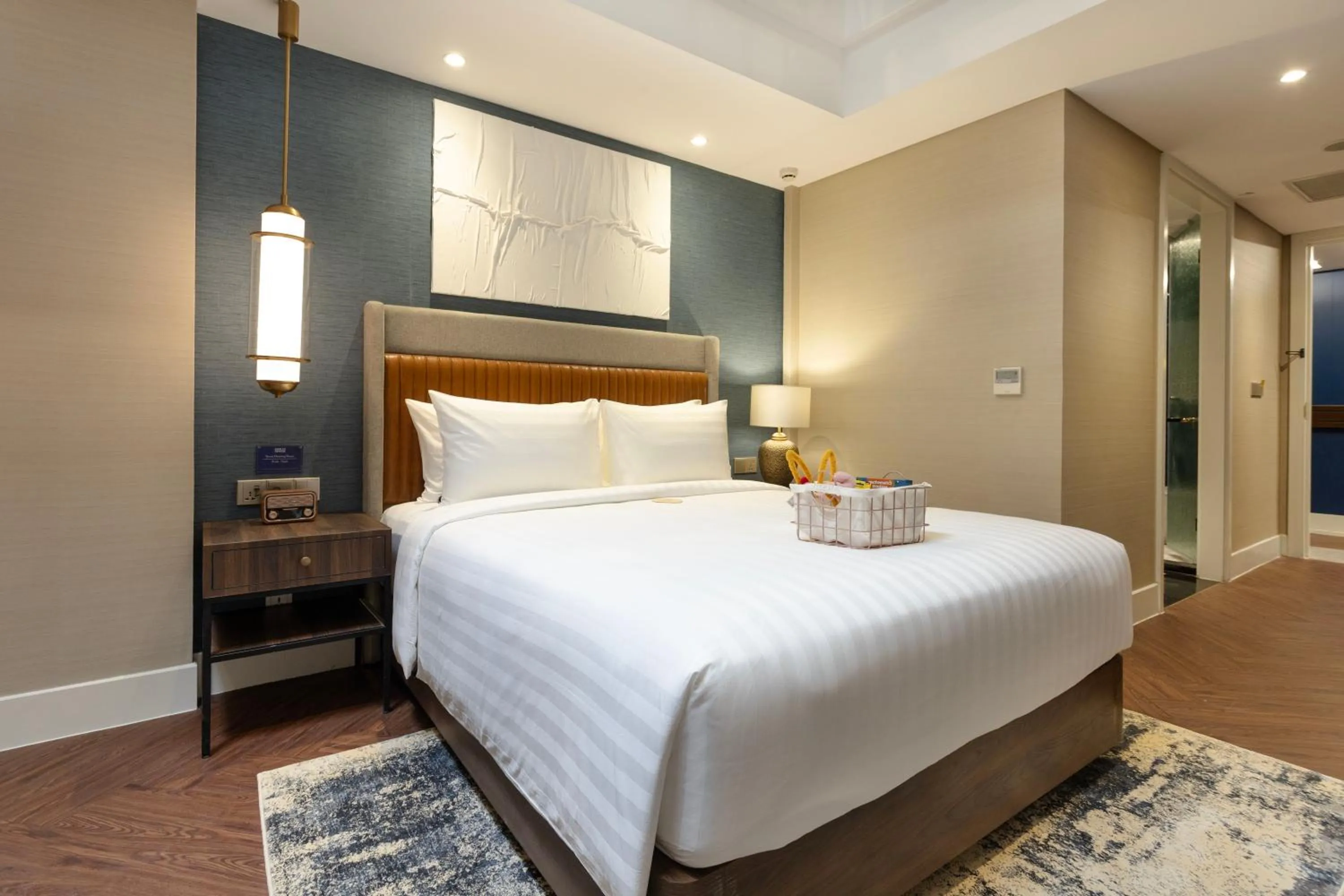 Bed in ASHLEY NEWAIR Menteng with Air Purifier