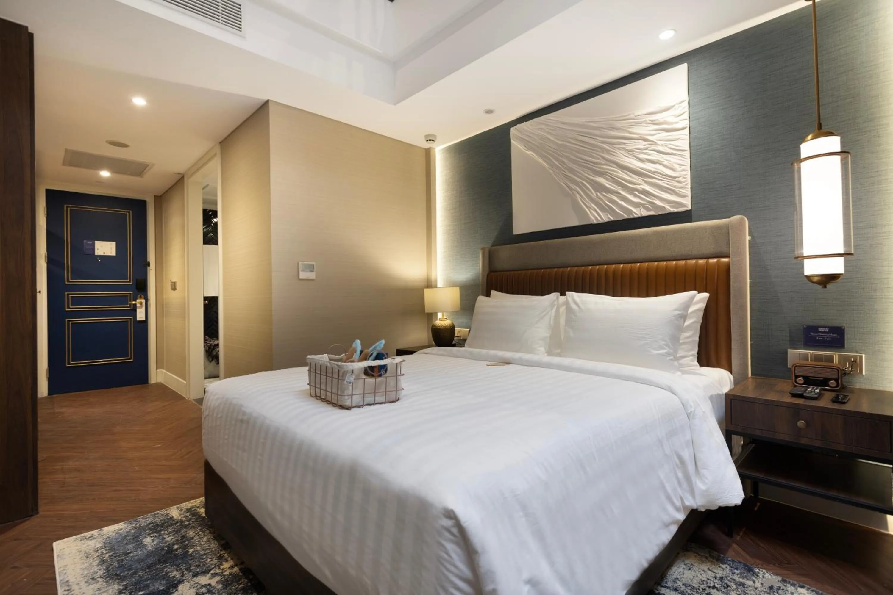 Bed in ASHLEY NEWAIR Menteng with Air Purifier