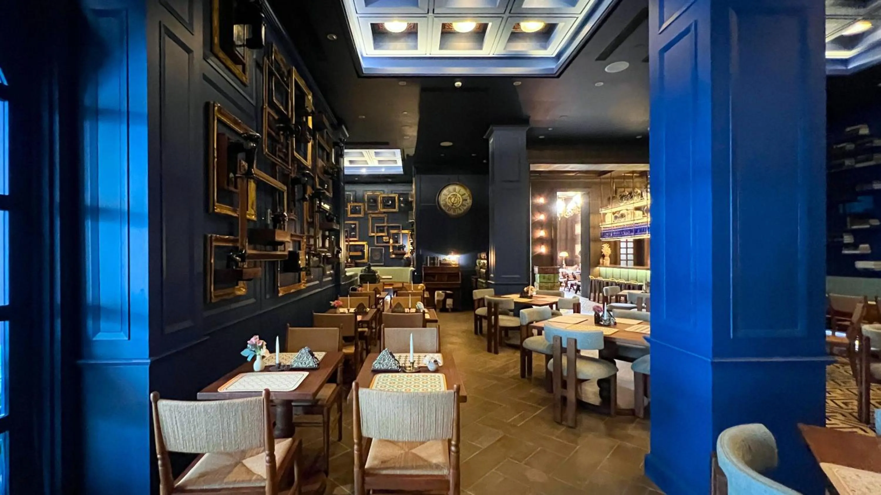 Restaurant/places to eat in ASHLEY NEWAIR Menteng with Air Purifier
