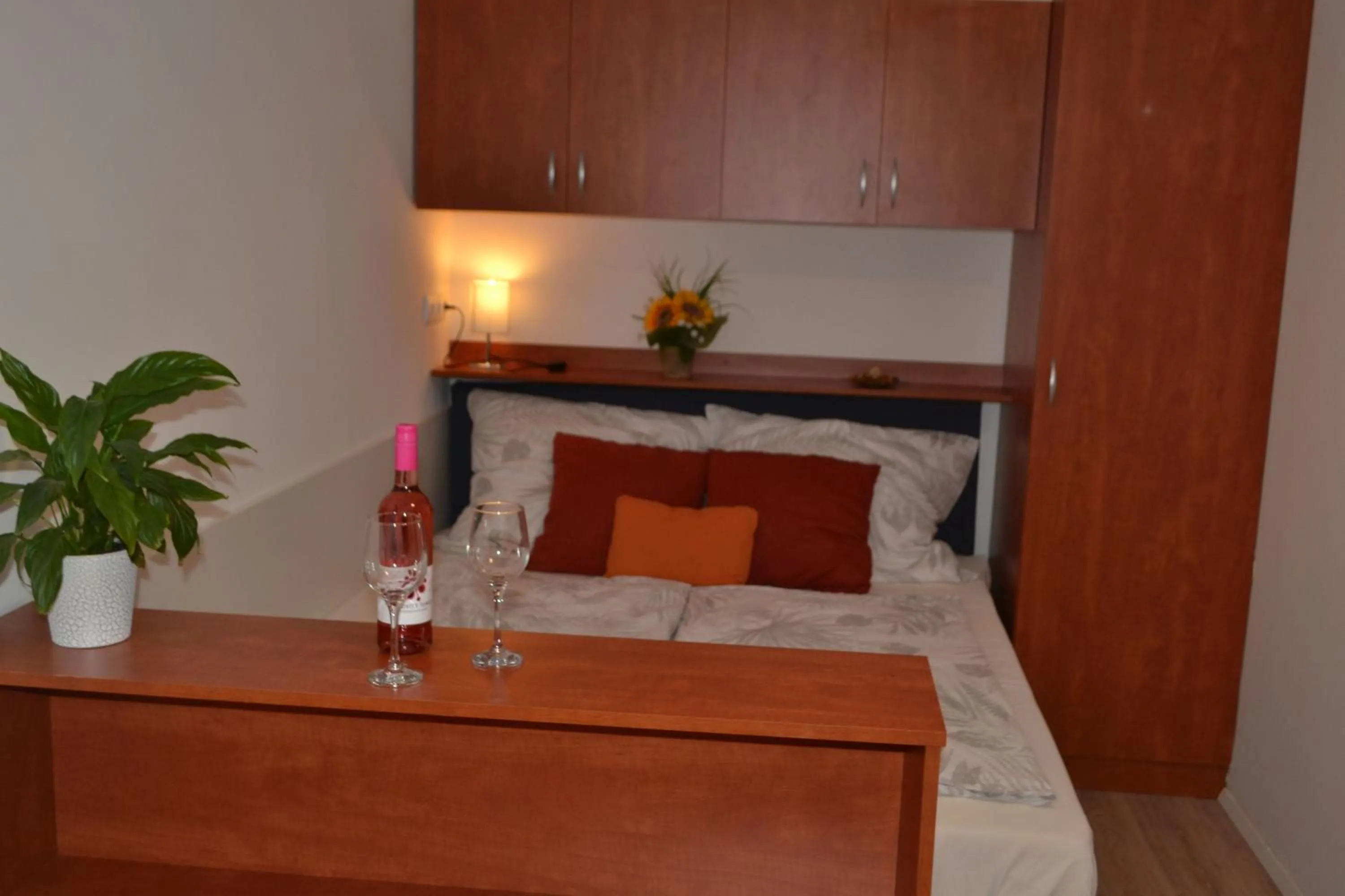 Property building, Bed in Arapartman