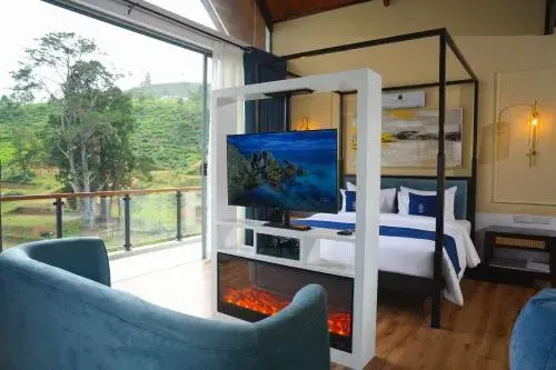 Luxury Triple Room - single occupancy in Montagna Luxury Hotel Luxury Triple Room - single occupancy in Montagna Luxury Hotel