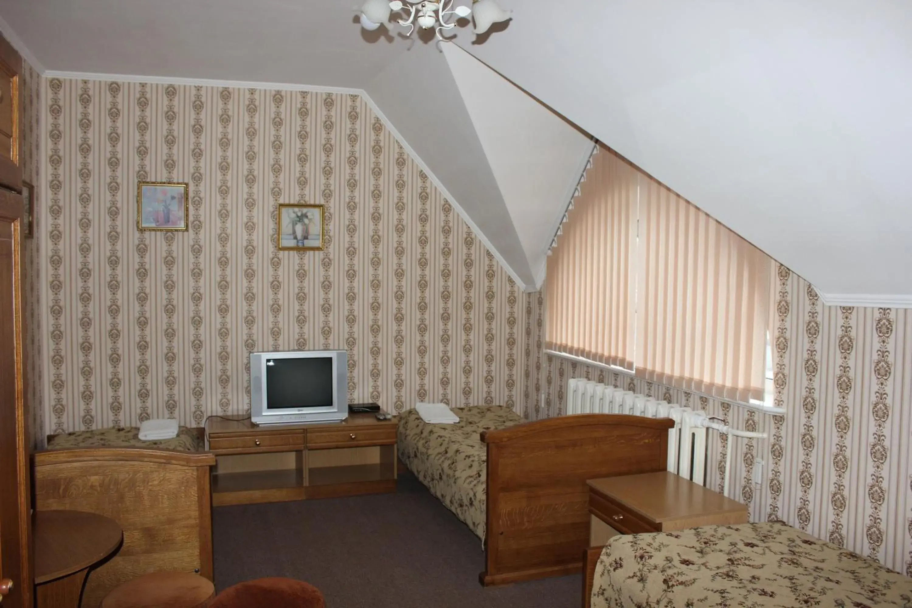 Quadruple Room - single occupancy in Zolota Pidkova Quadruple Room - single occupancy in Zolota Pidkova