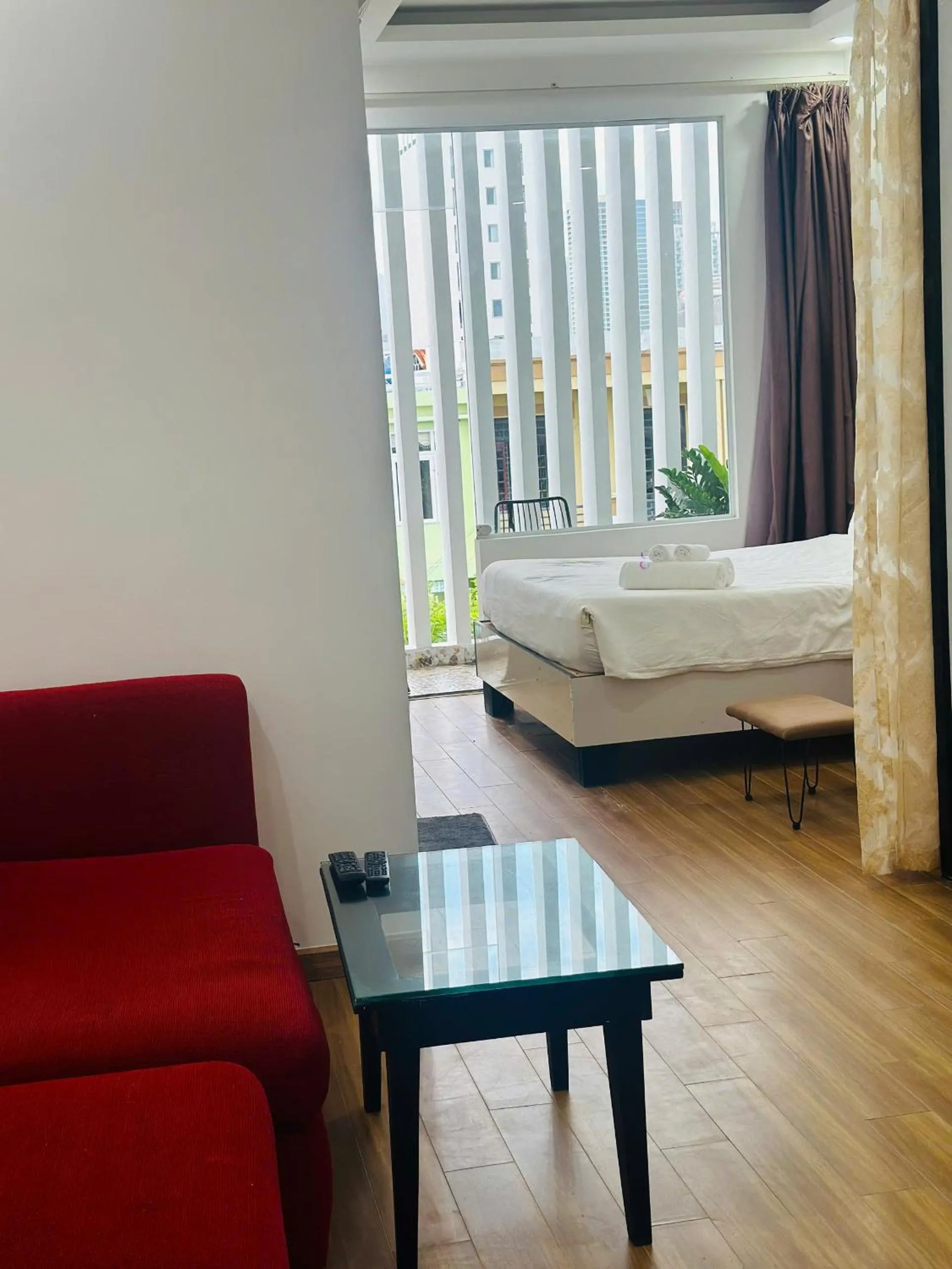 Bed in Full House Hotel Apartment