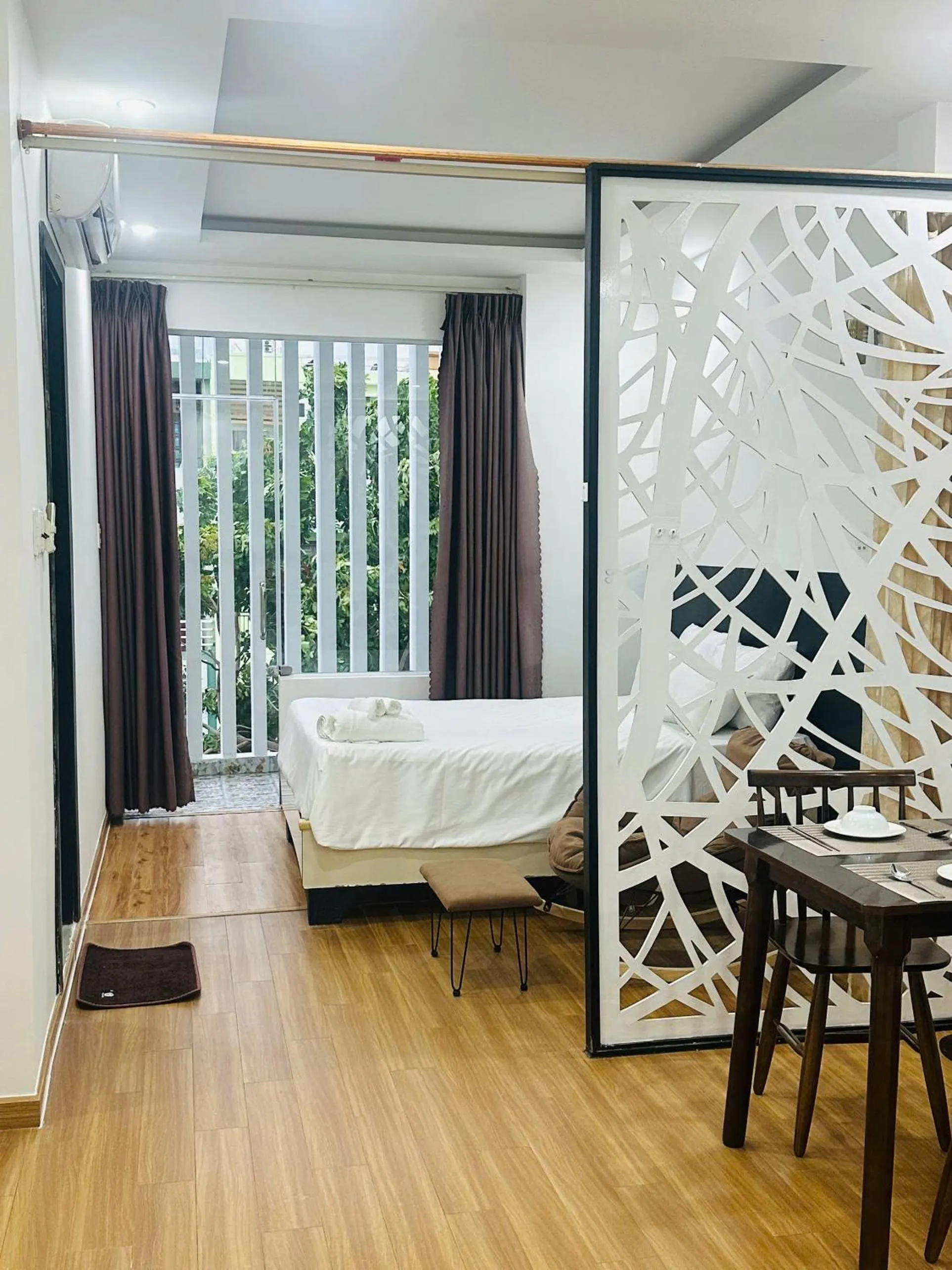 Bed in Full House Hotel Apartment