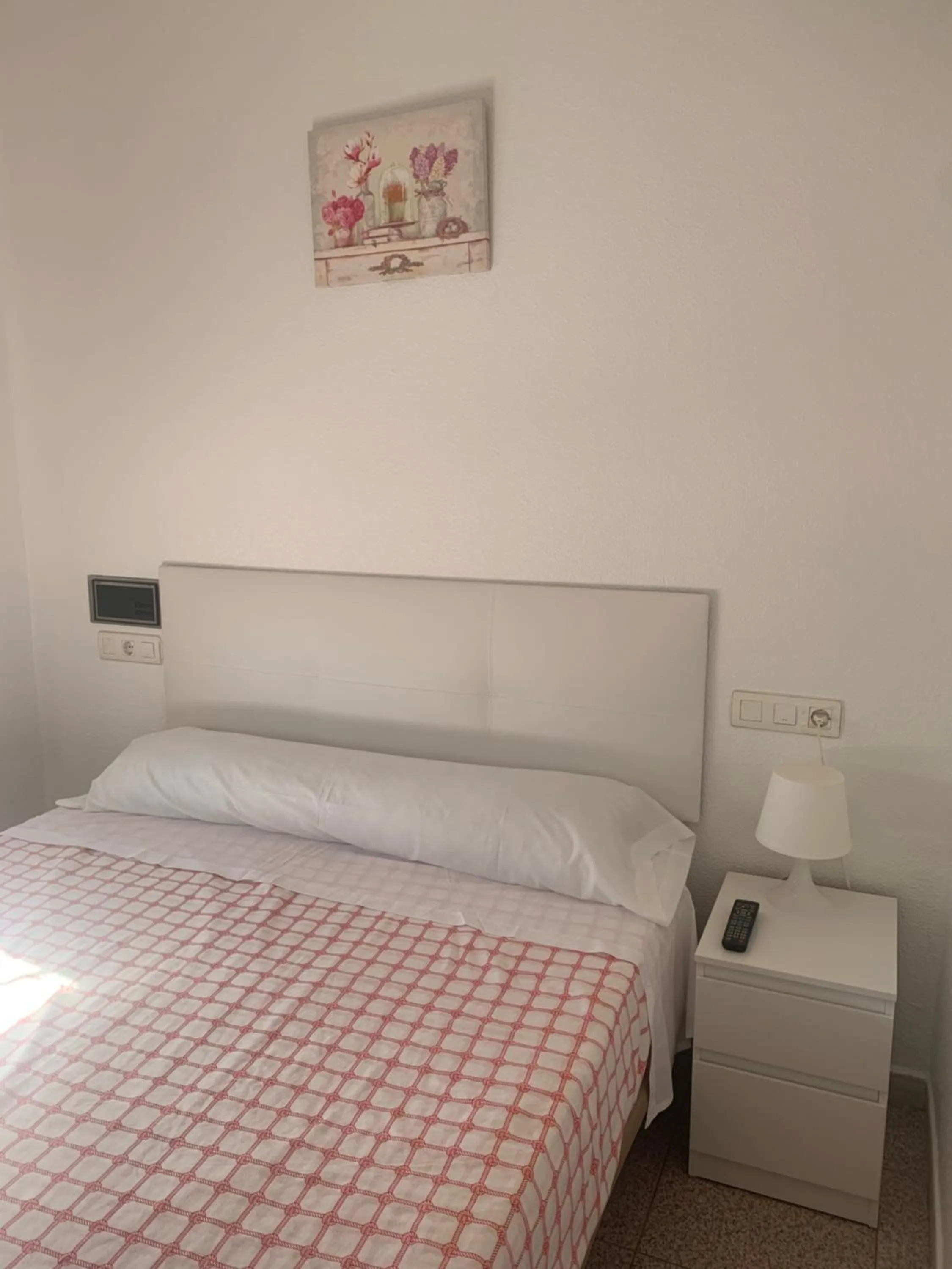 Bed in Hostal El Perejil