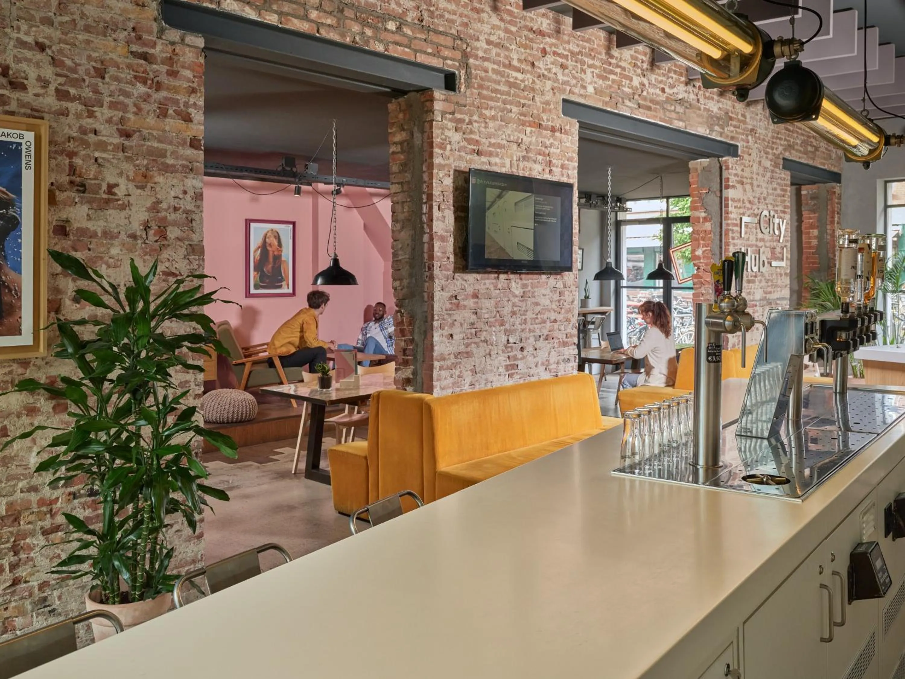 Lounge or bar in CityHub Amsterdam
