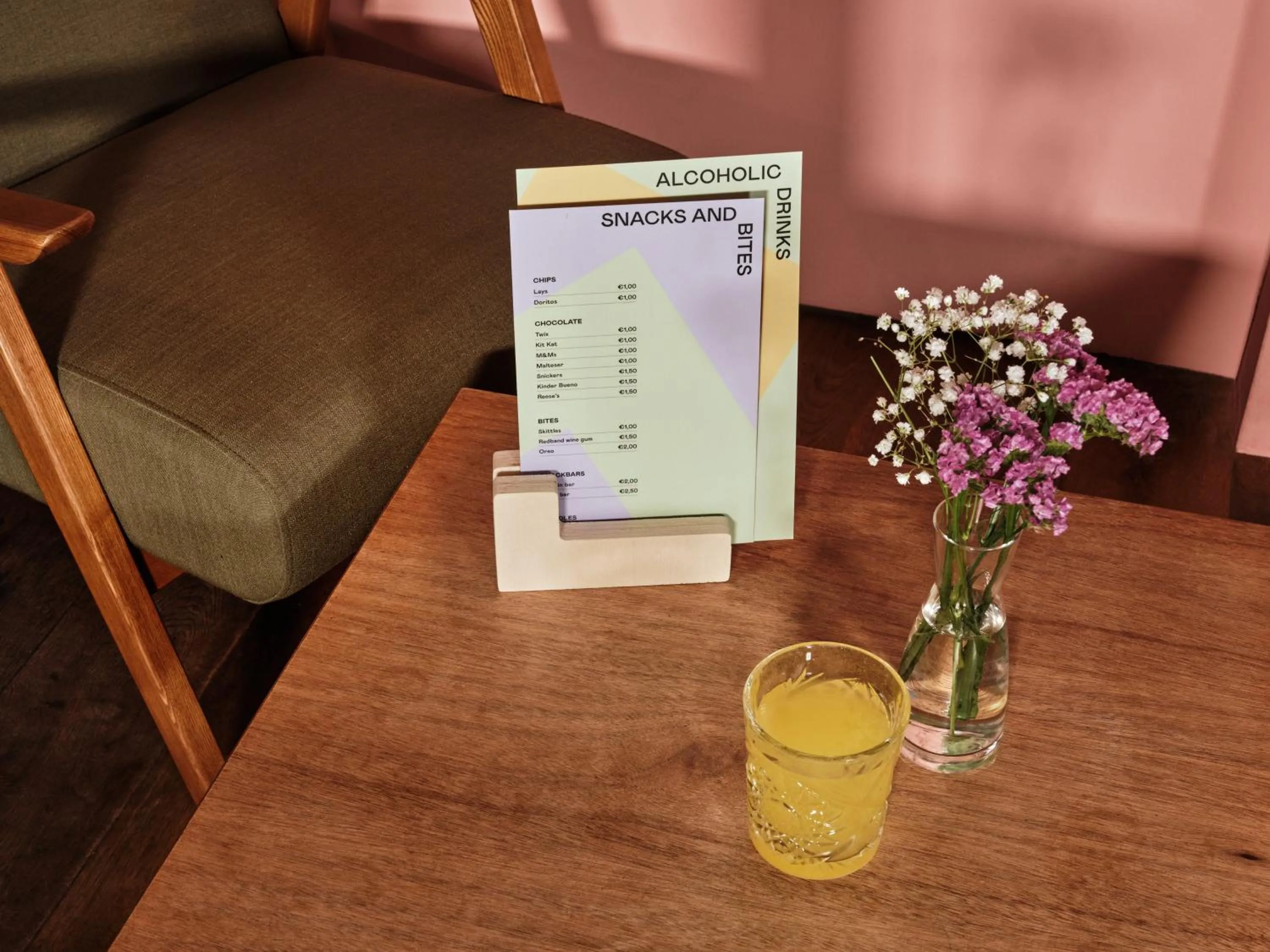 Drinks in CityHub Amsterdam