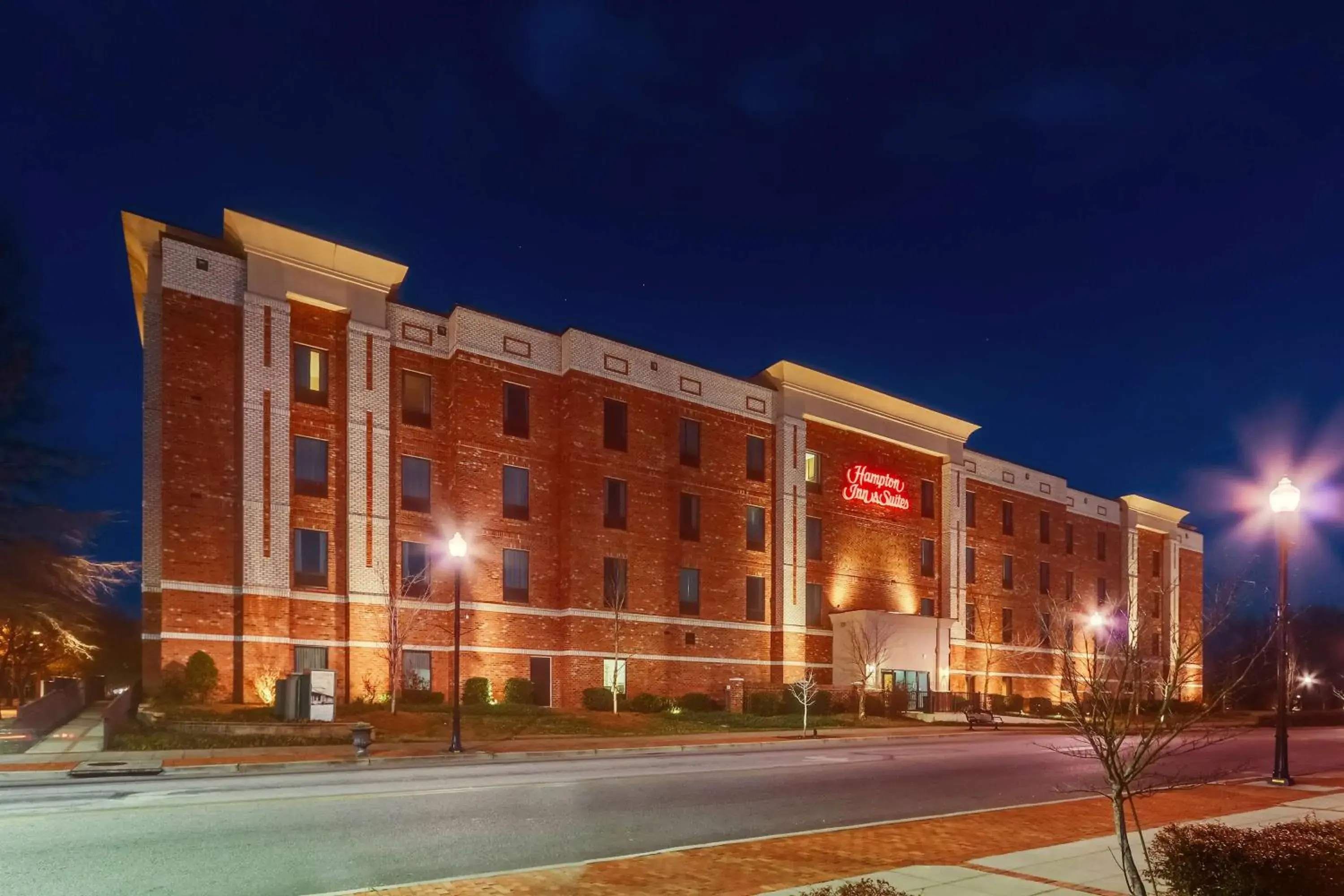 Property building in Hampton Inn & Suites - Hartsville, SC Property building in Hampton Inn & Suites - Hartsville, SC