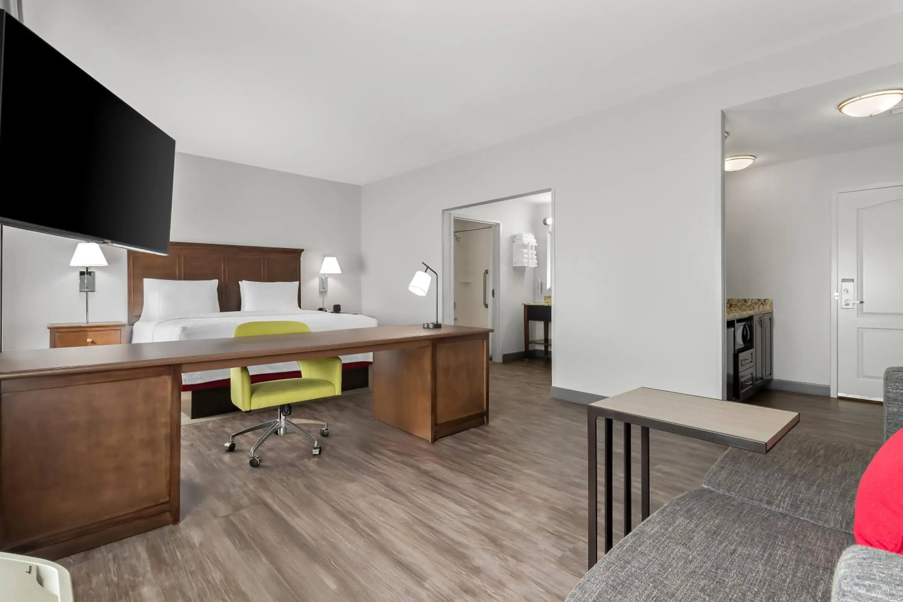 Bedroom, Bed in Hampton Inn & Suites - Hartsville, SC Bedroom, Bed in Hampton Inn & Suites - Hartsville, SC