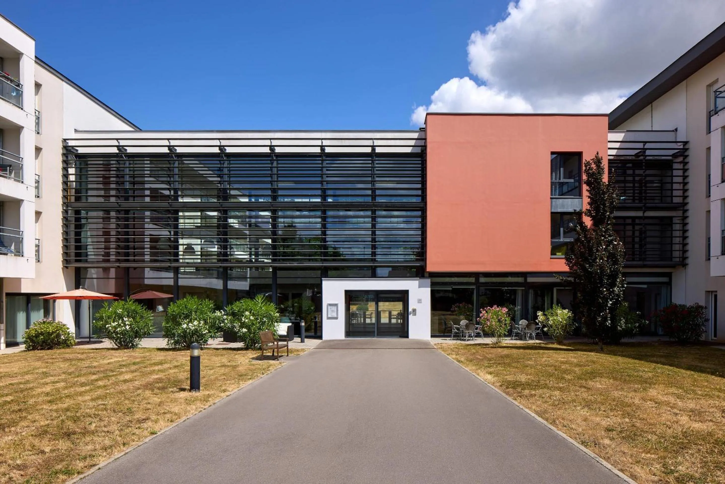 Property building in Quality Aparthotel Portes de Rennes