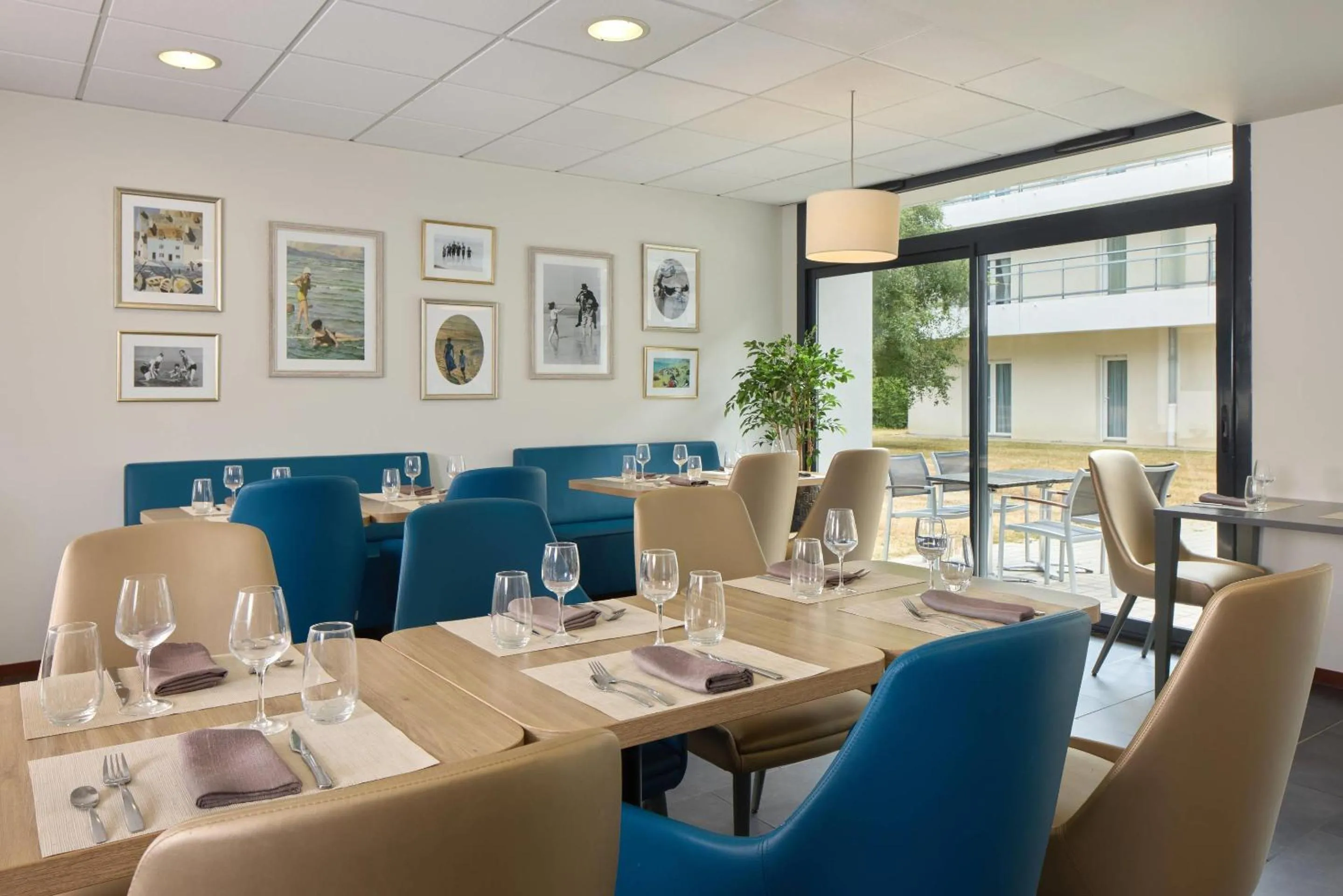 Breakfast in Quality Aparthotel Portes de Rennes