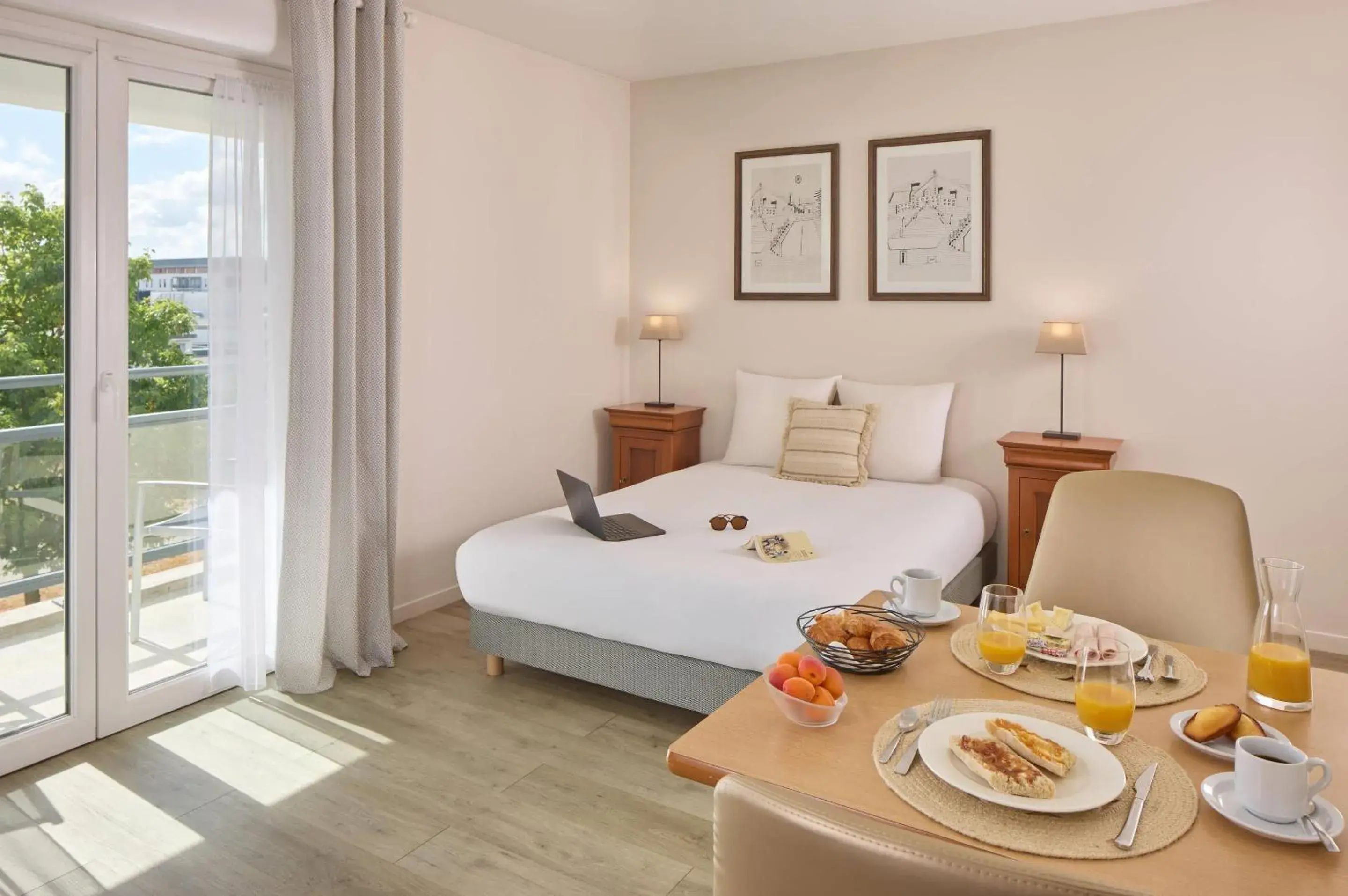 Quality Aparthotel Portes de Rennes Quality Aparthotel Portes de Rennes