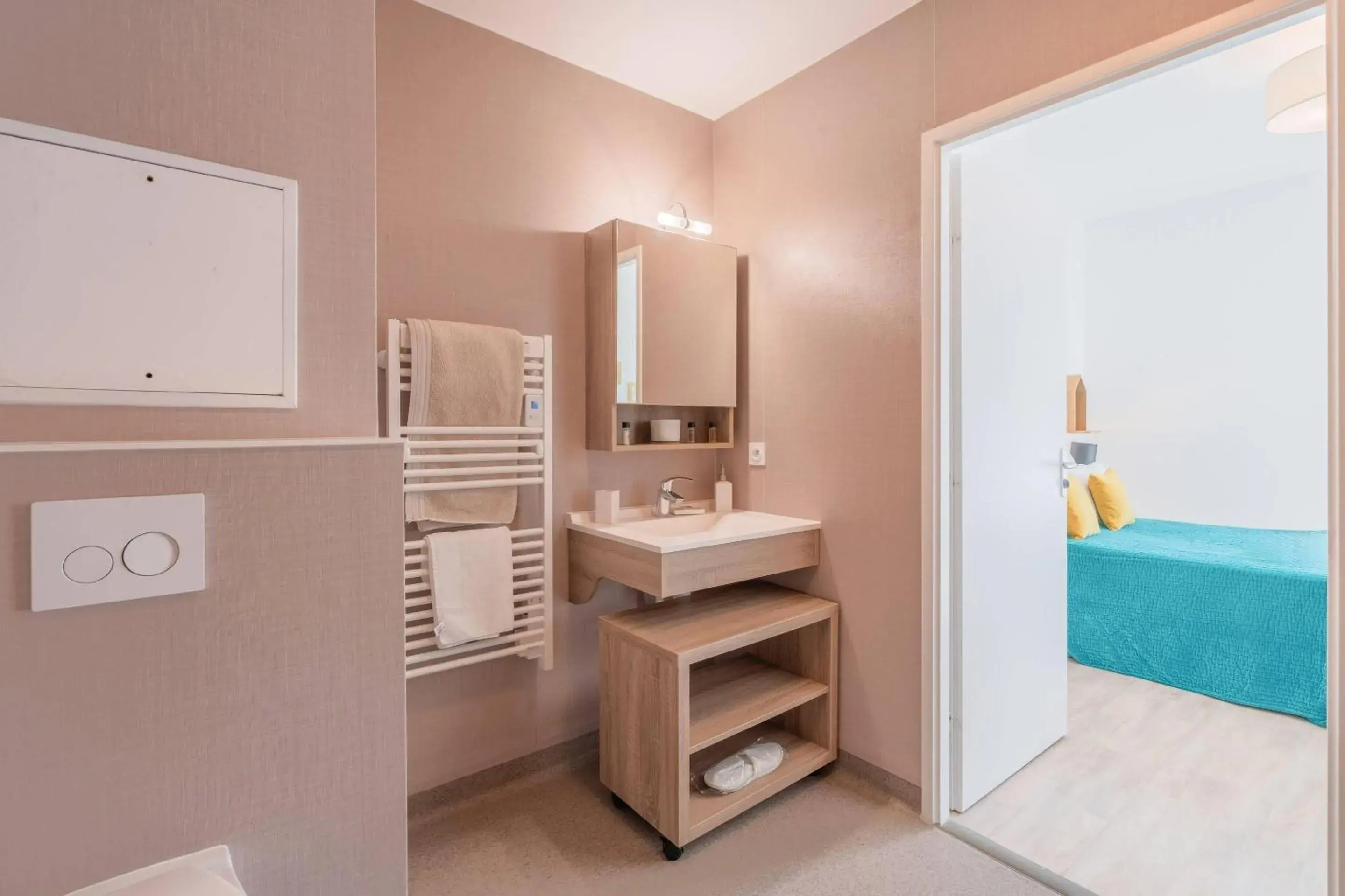 Studio in Quality Aparthotel Parc Marne la Vallée Studio in Quality Aparthotel Parc Marne la Vallée