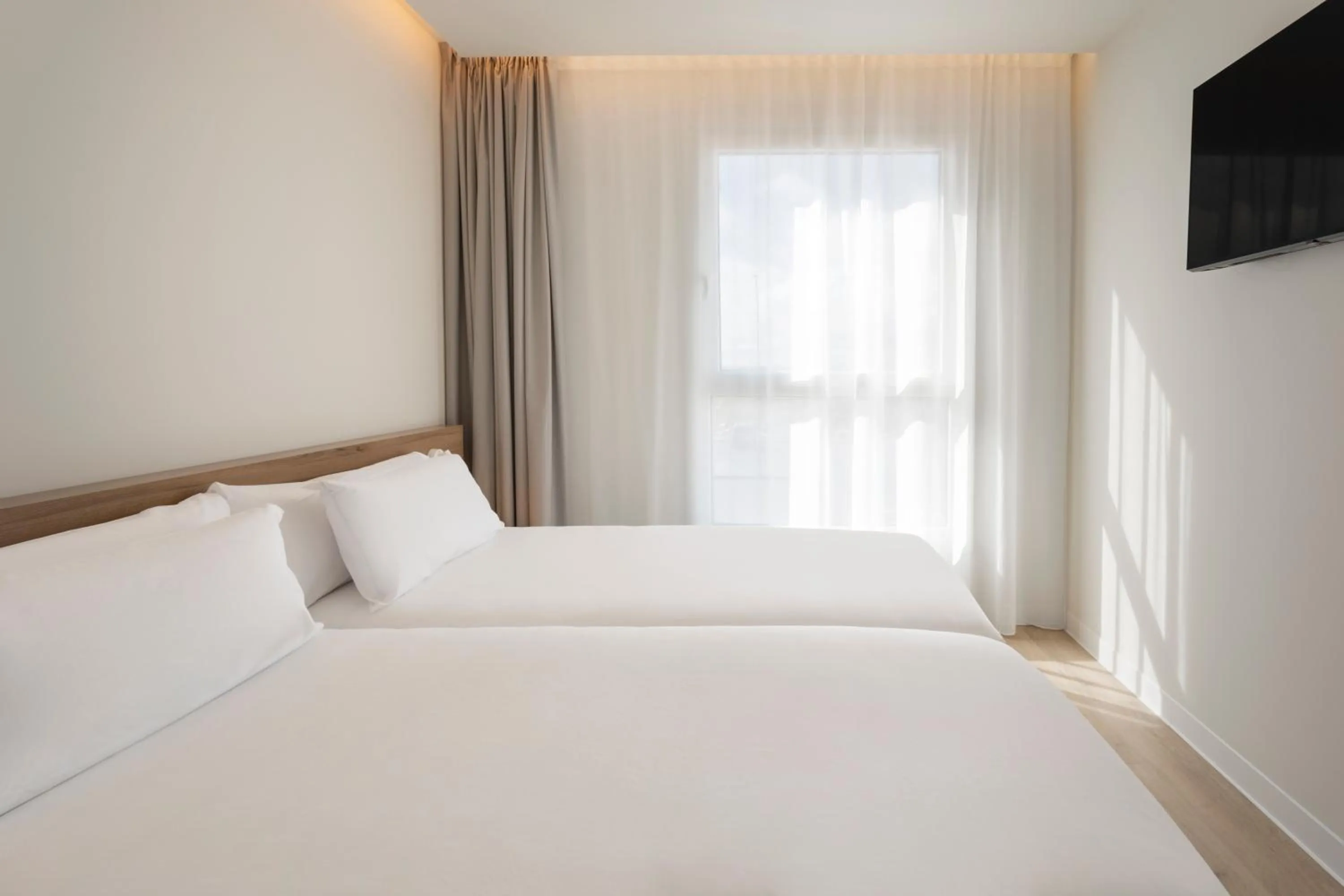 Bed in B&B HOTEL Madrid Vallecas La Gavia