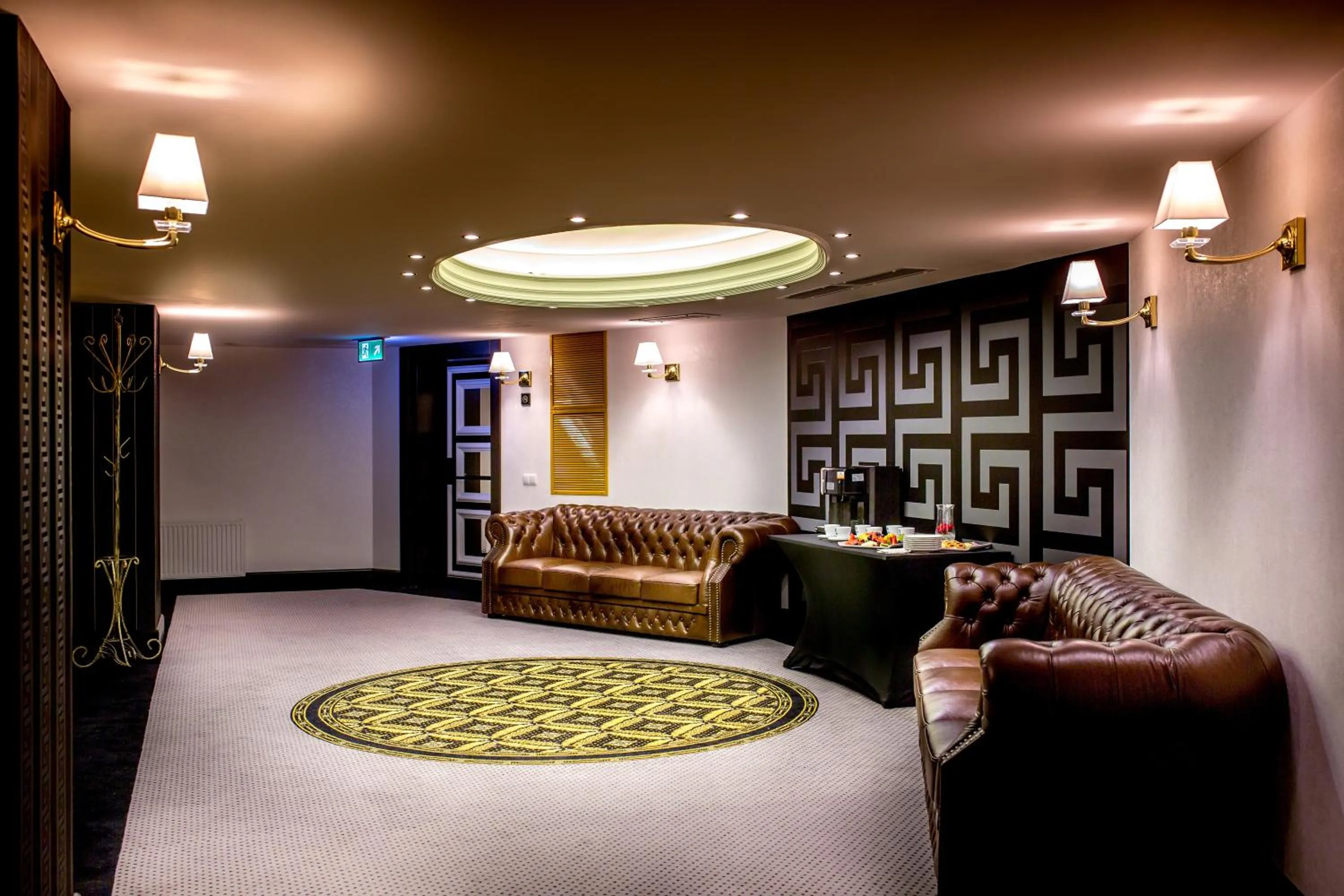 Banquet/Function facilities, Bed in Hotel Dana Business & Conference