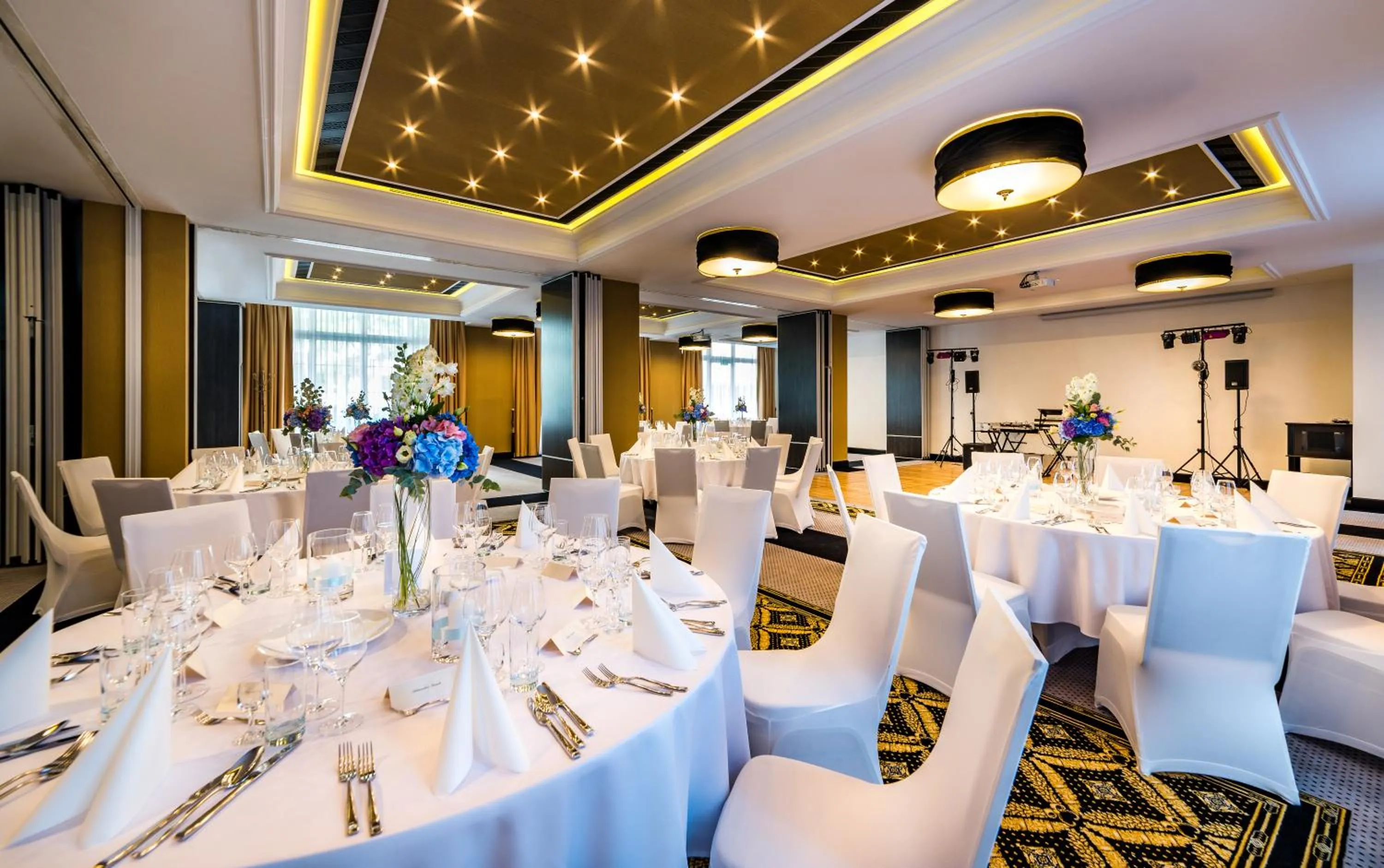 Banquet/Function facilities in Hotel Dana Business & Conference