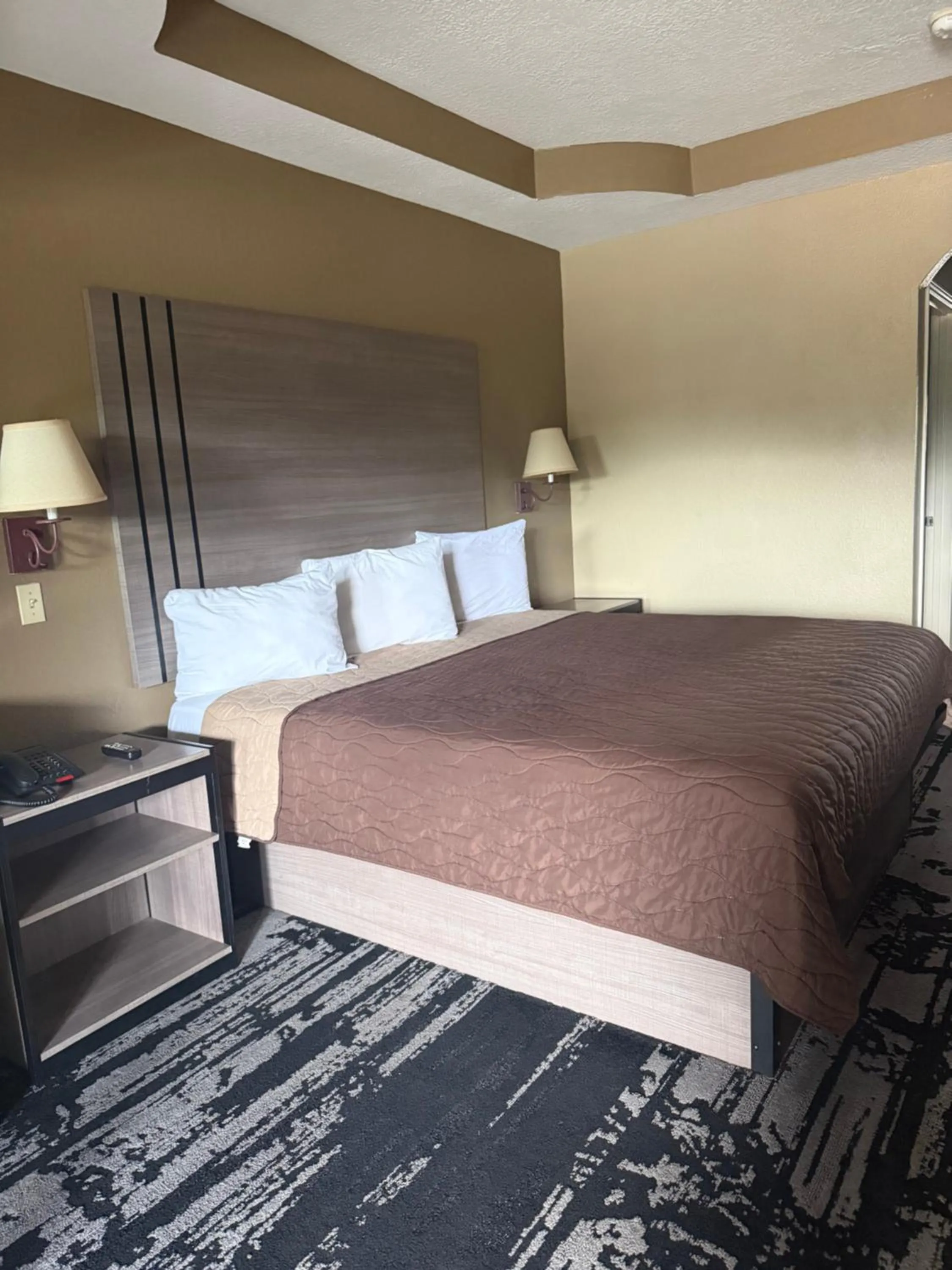 Bed in Lotus Inn