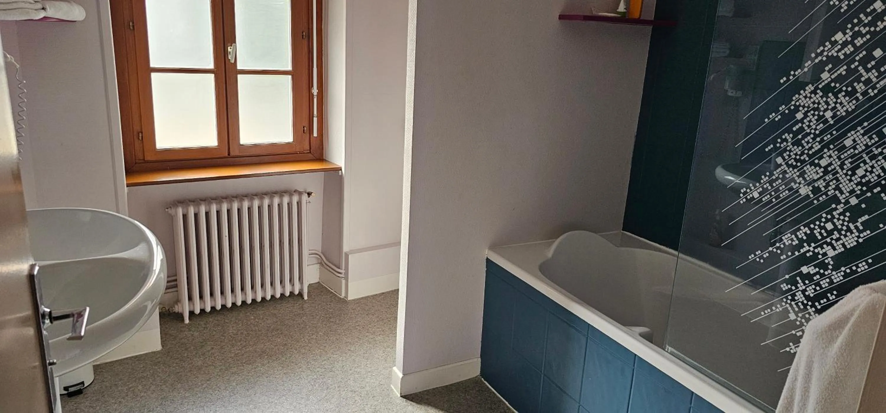 Dining area in Logis Hôtel Saint-Hubert