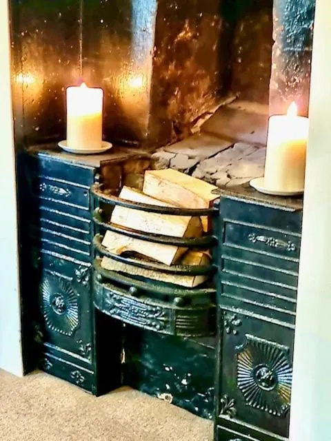 Restaurant/places to eat in Oak Tree Inn