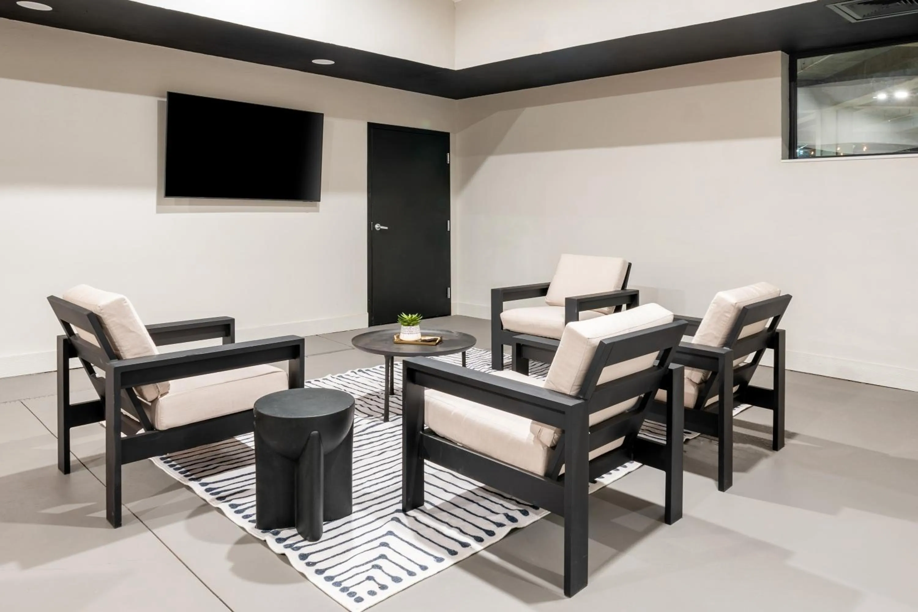 Seating area in The Winslow - Oklahoma City