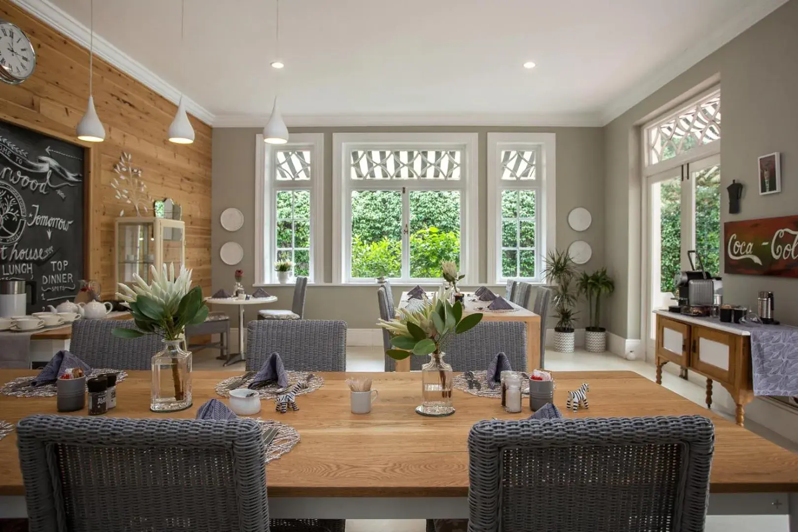 Restaurant/places to eat in Summerwood Guest House Restaurant/places to eat in Summerwood Guest House