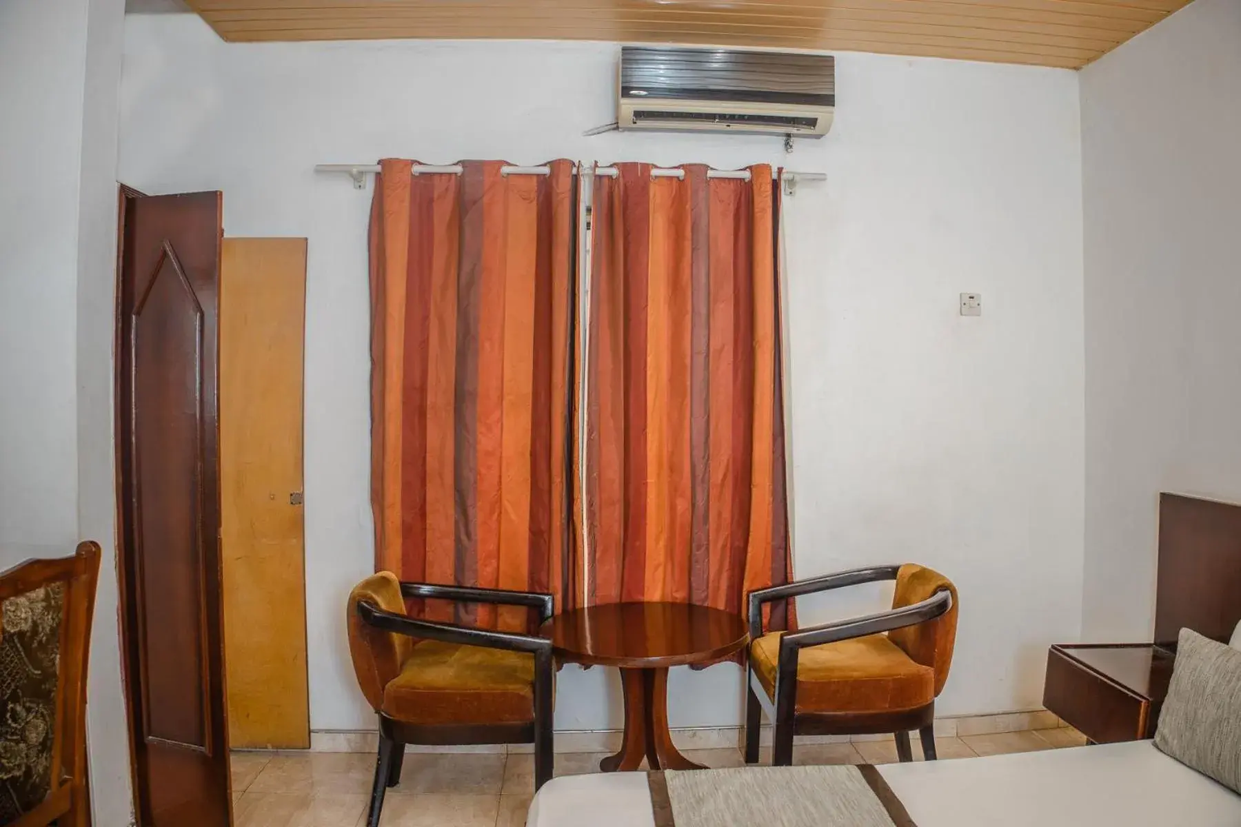 Budget Double Room in Stadium Hotel Budget Double Room in Stadium Hotel