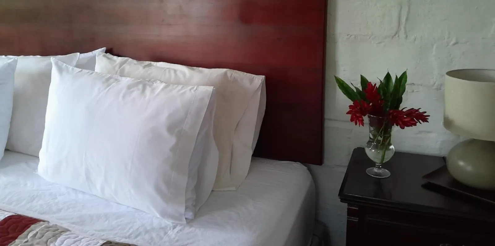 Bed in Hosteria Florecer