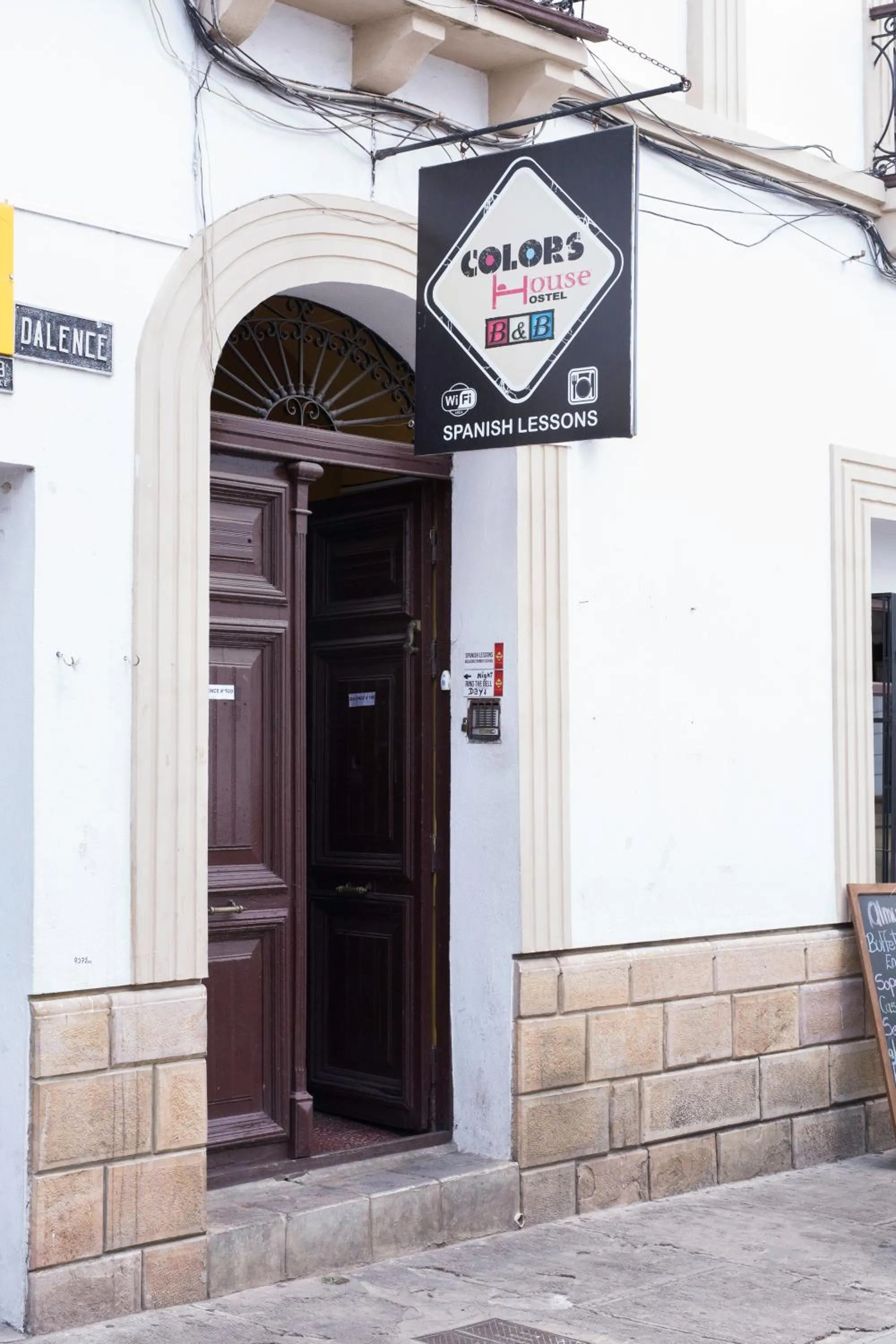 Facade/entrance in Colors House