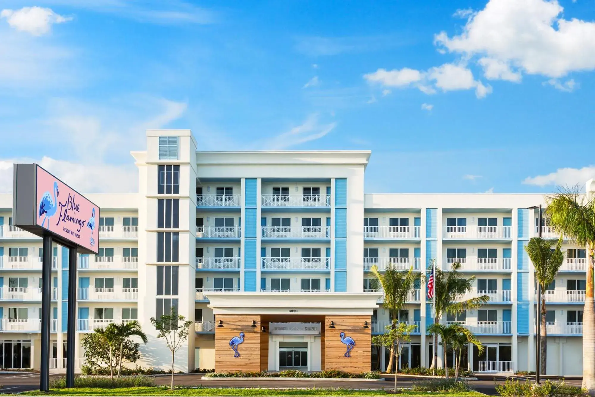 Property building in Blue Flamingo Resort Key West Property building in Blue Flamingo Resort Key West