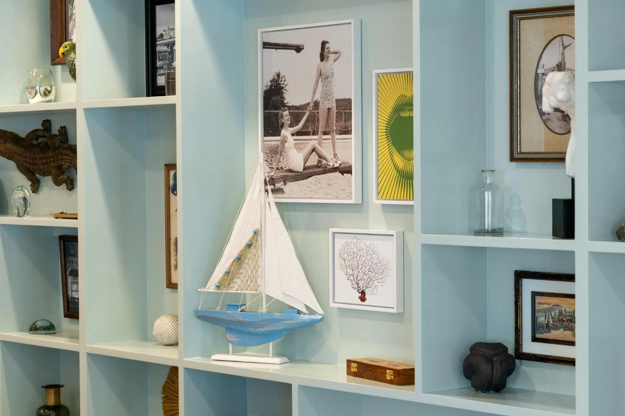 Decorative detail in Blue Flamingo Resort Key West