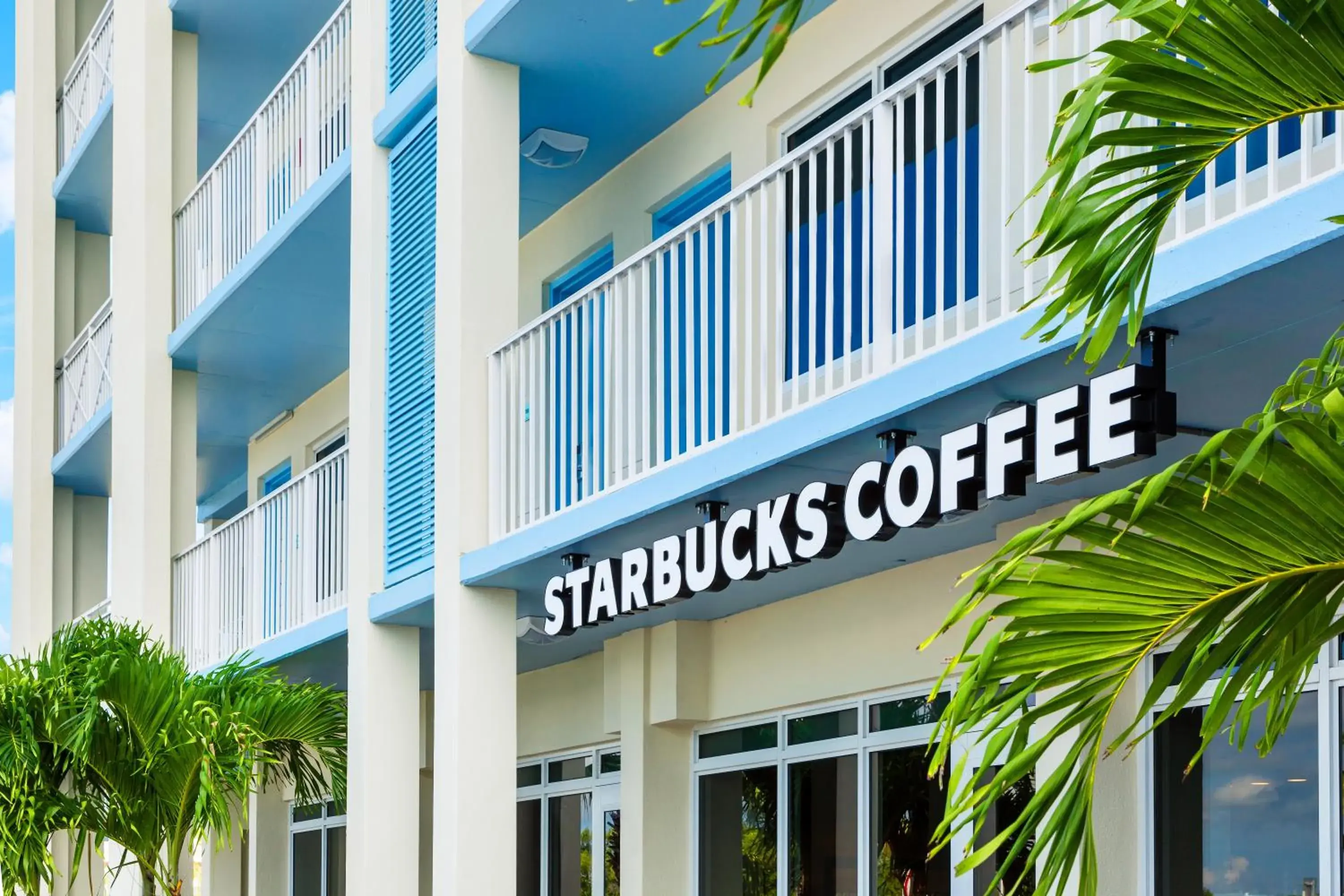 Property building in Blue Flamingo Resort Key West Property building in Blue Flamingo Resort Key West