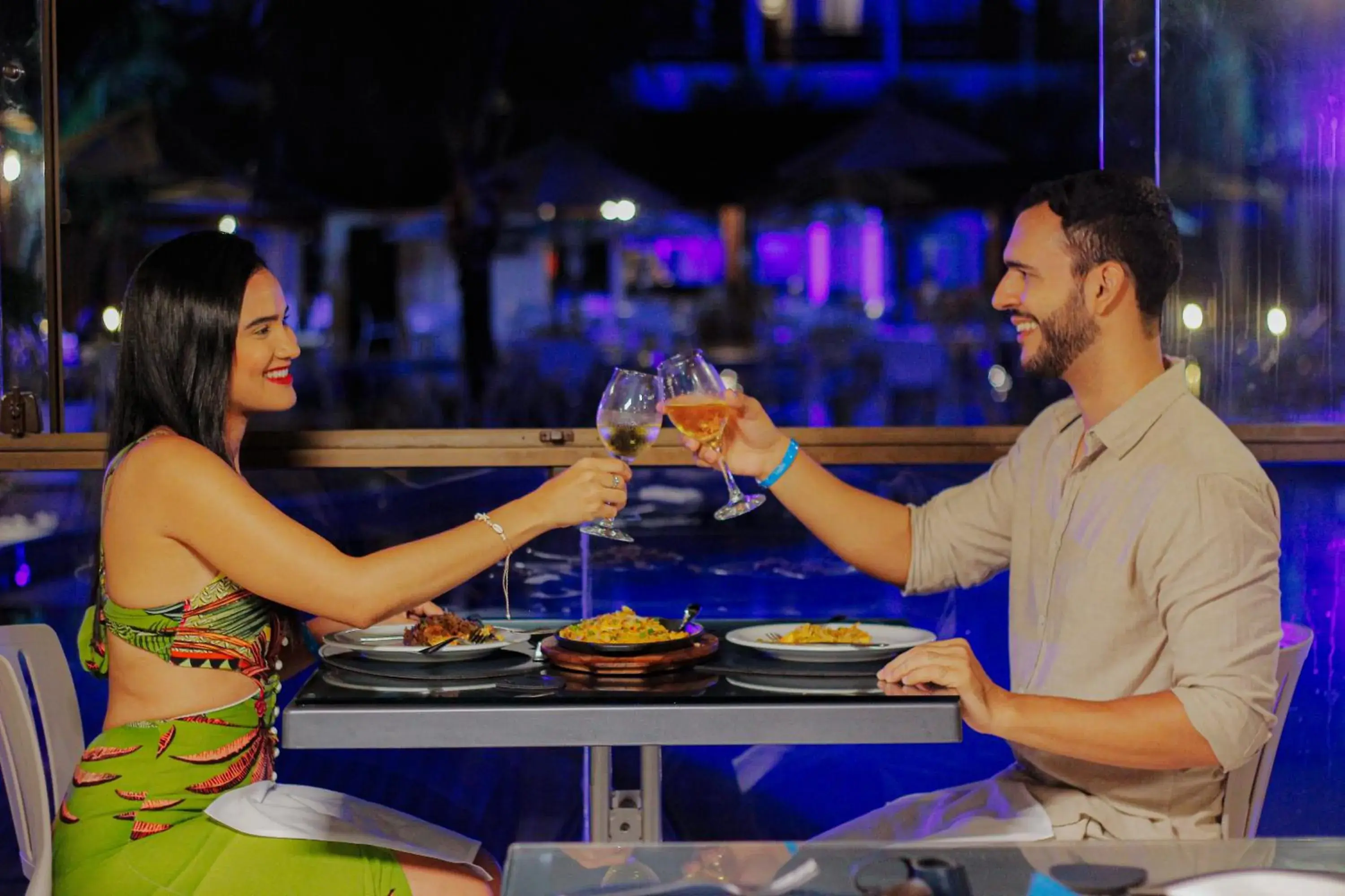 Restaurant/places to eat in Tabaobí Smart Hotel Restaurant/places to eat in Tabaobí Smart Hotel