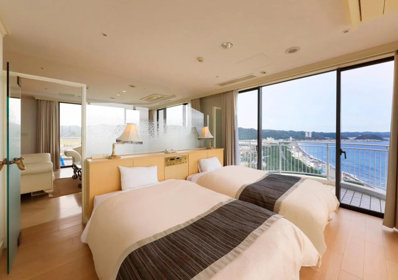 Bed in Kamogawa Grand Tower