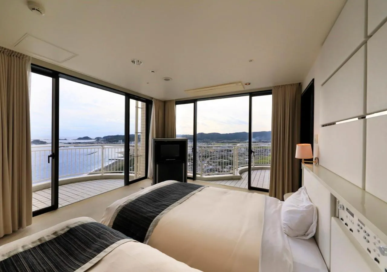 Bed in Kamogawa Grand Tower