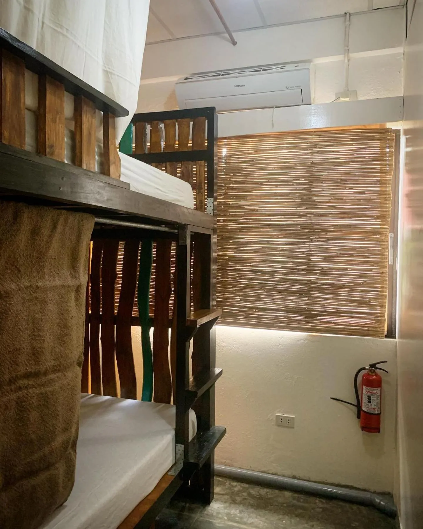 Photo of the whole room, Bed in Moon Fools Hostel